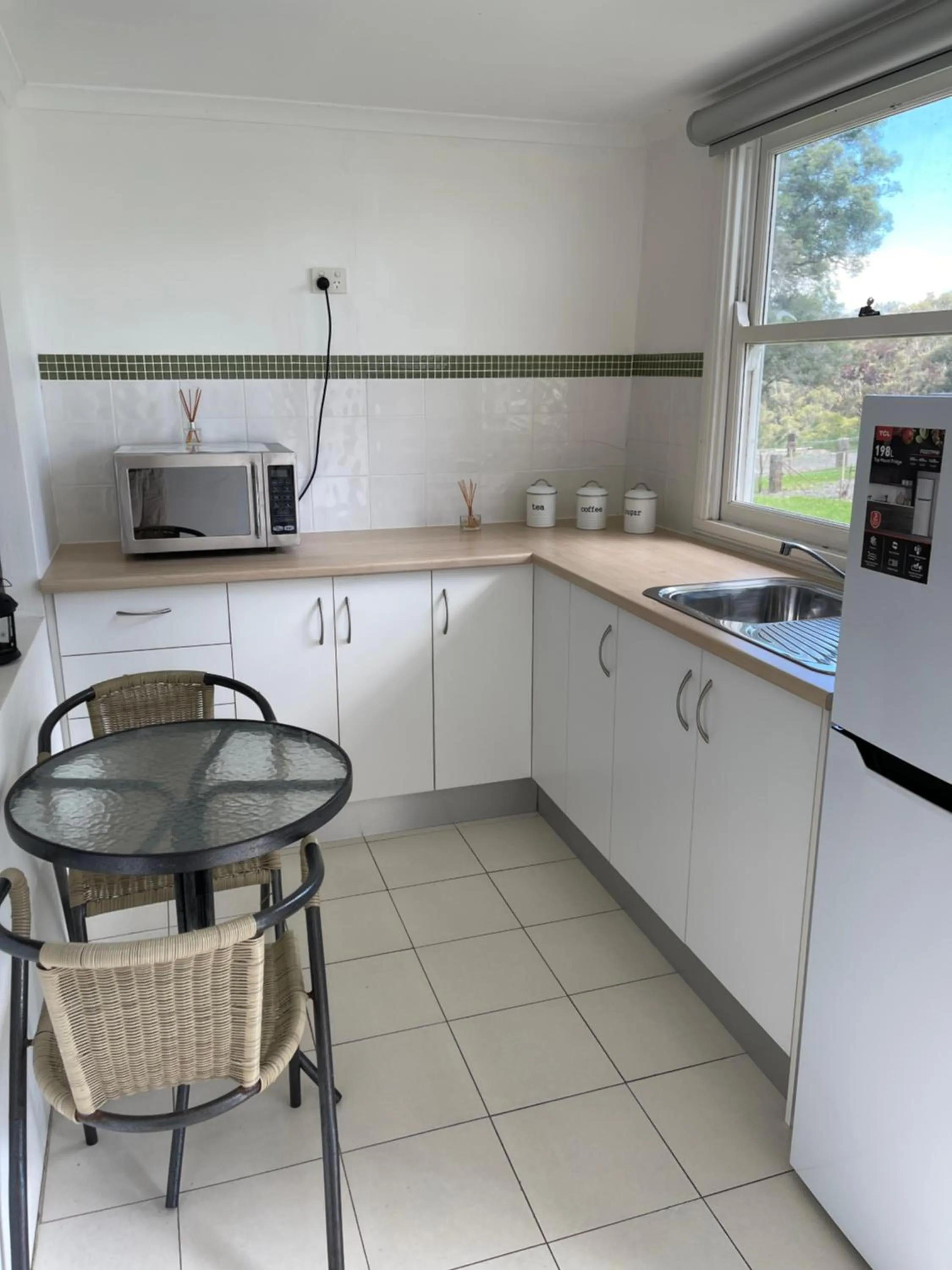 Kitchen or kitchenette in Sinclairs Country Retreat - Adults Only