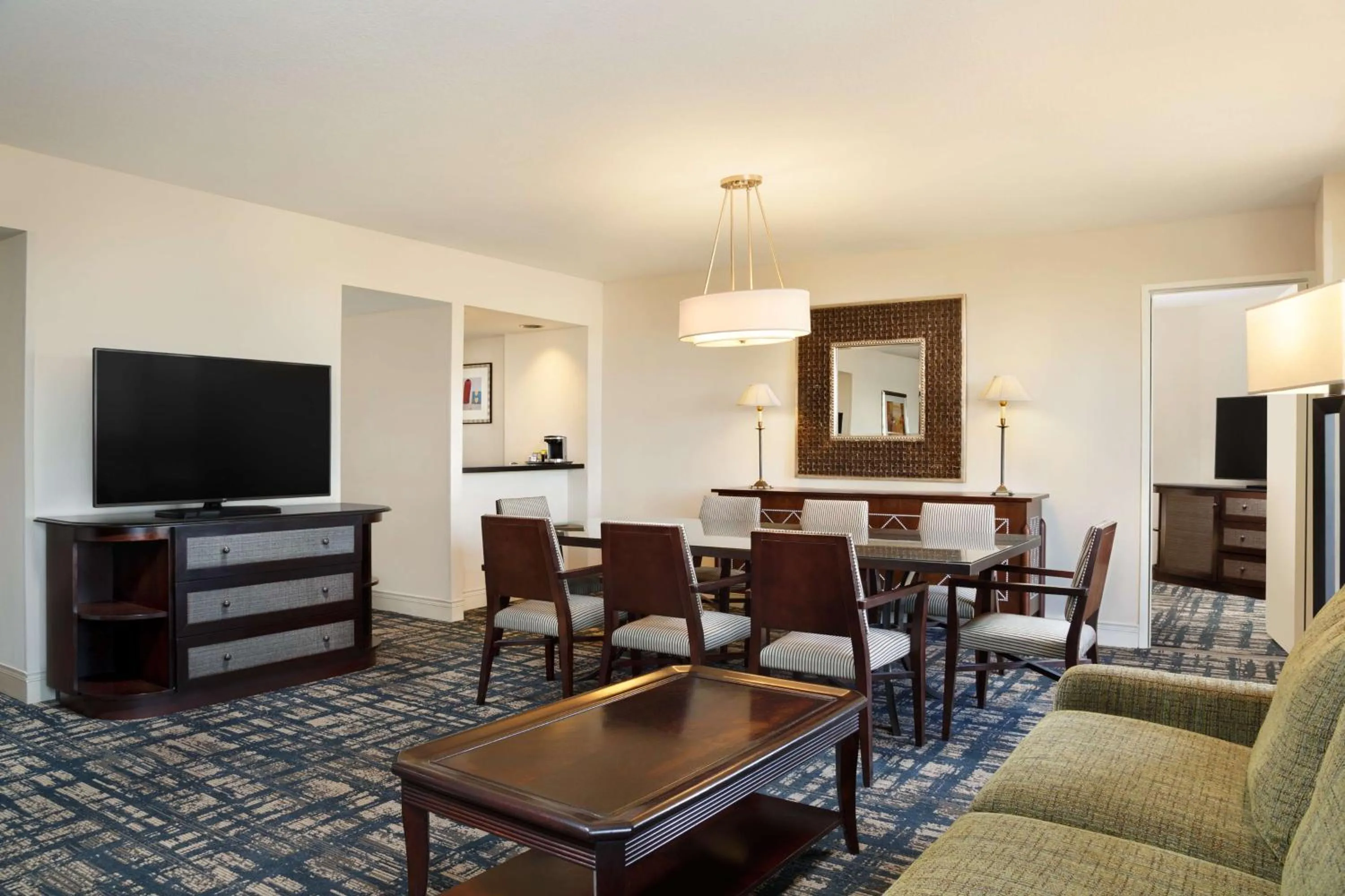 Living room in Hilton Orlando Lake Buena Vista - Disney Springs™ Area