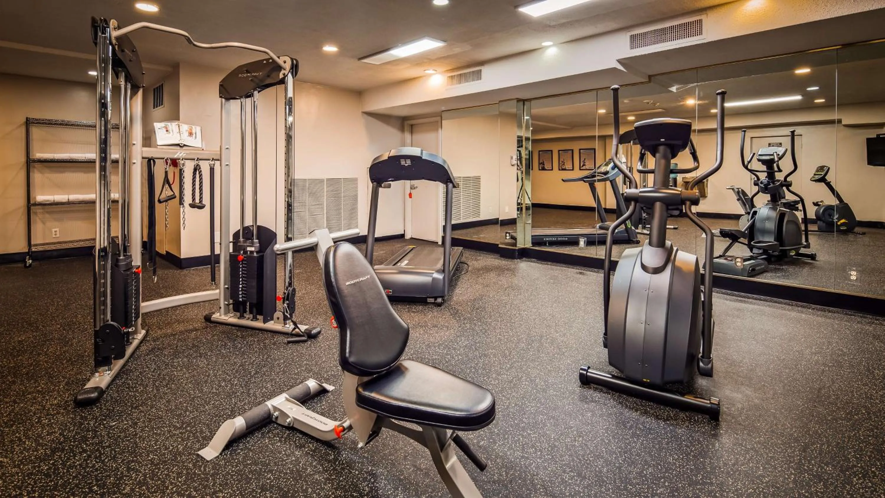 Fitness centre/facilities in Hotel Pentagon