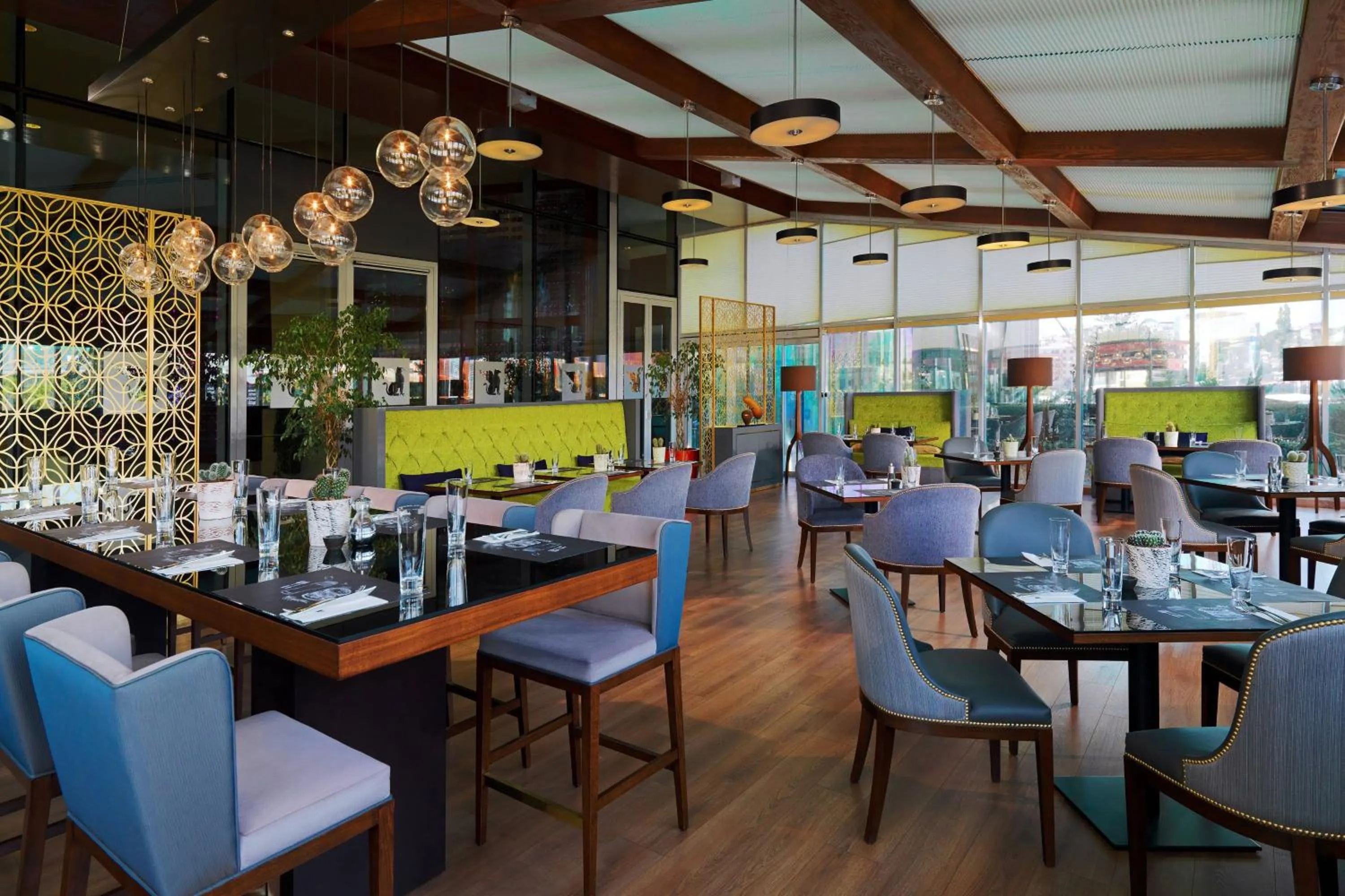 Restaurant/places to eat in JW Marriott Hotel Ankara