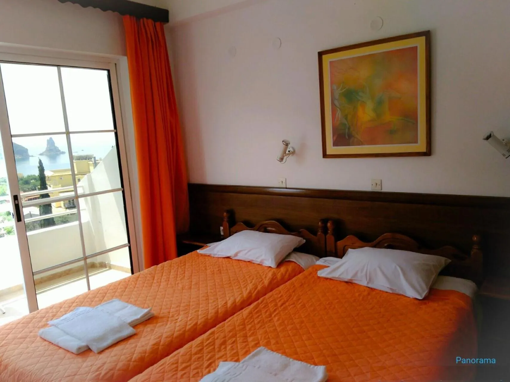 Bed in Panorama apartments