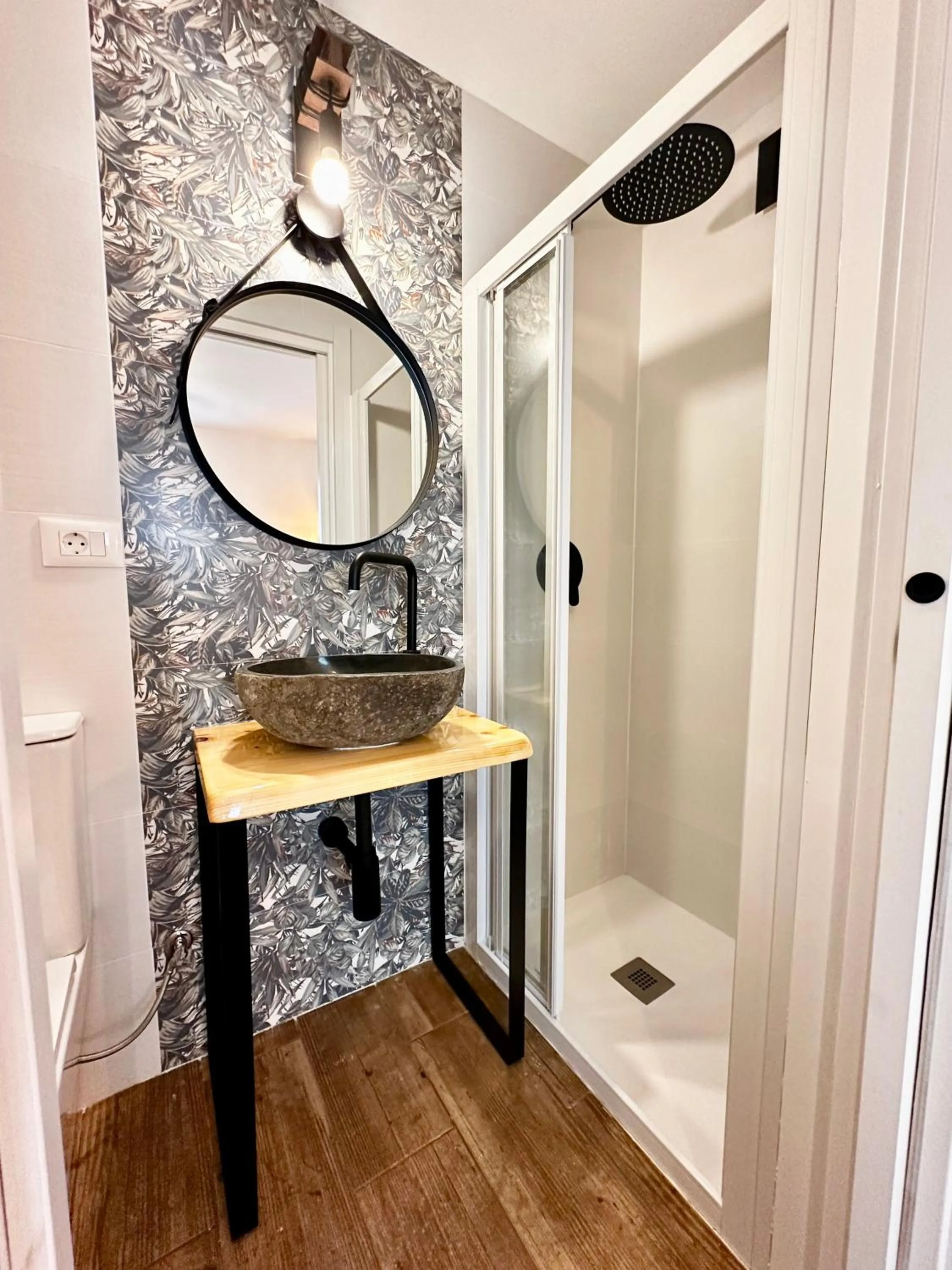 Shower in Guesthouse Ca'Artù