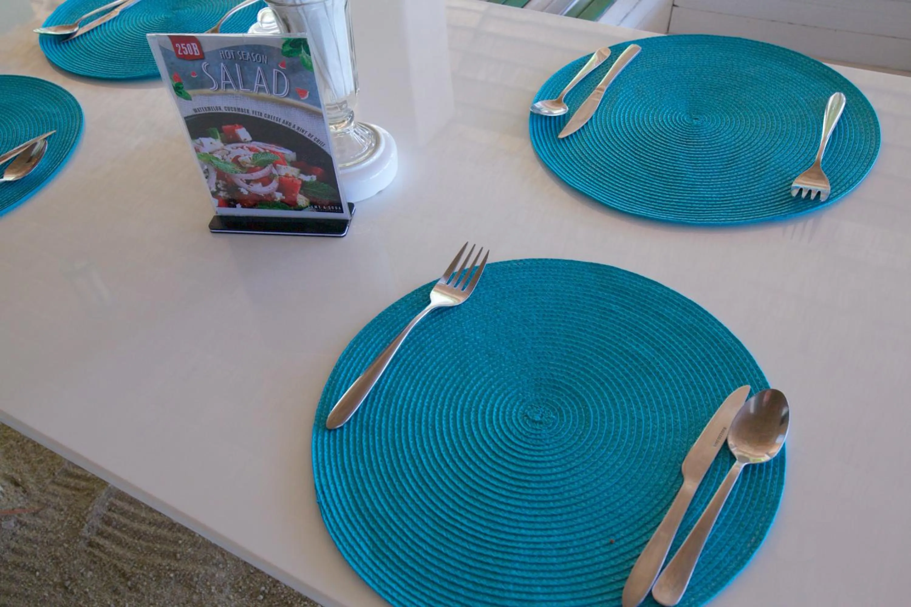 Restaurant/places to eat in Lime N Soda Beachfront Resort