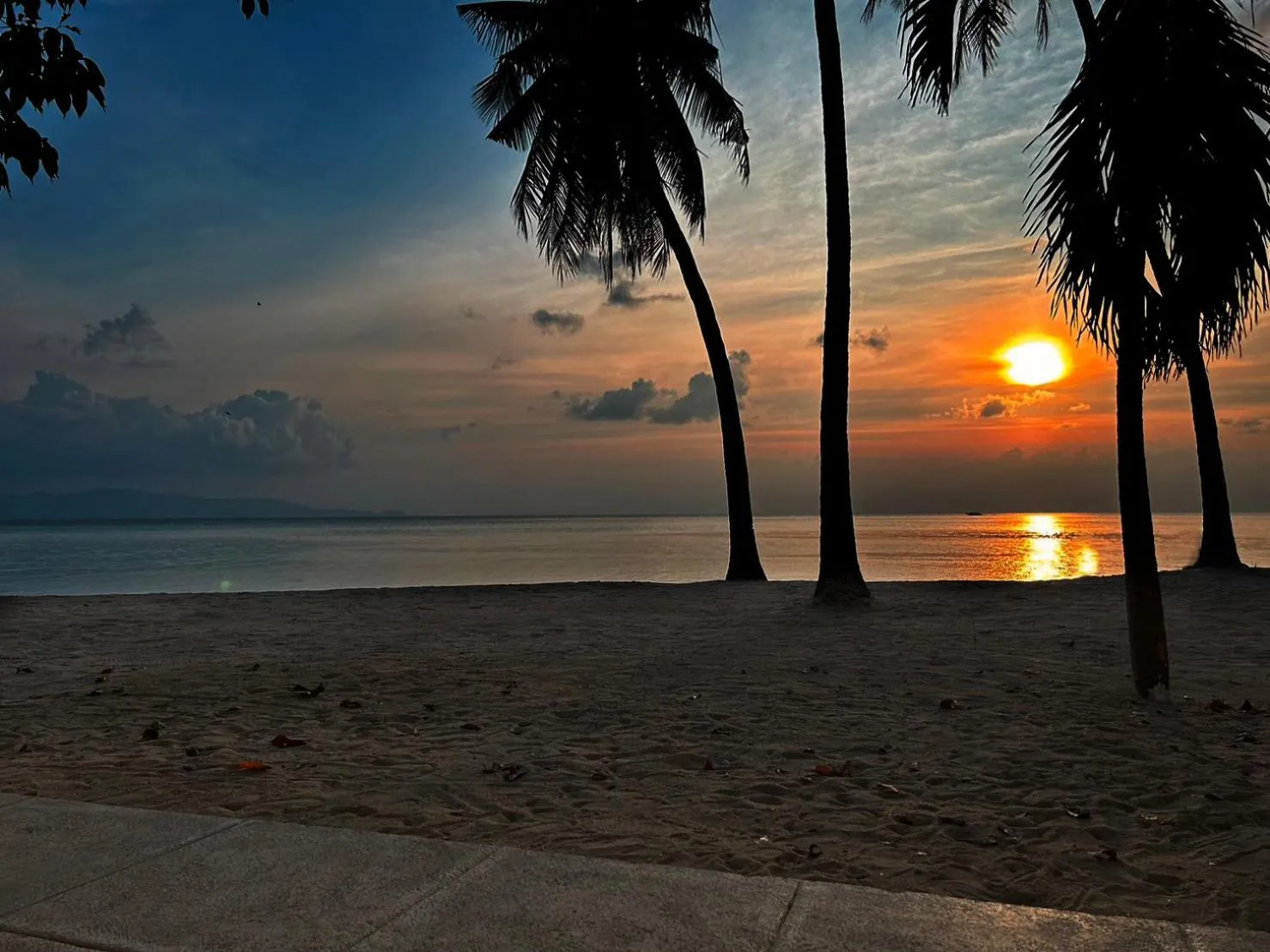 Beach in Lime N Soda Beachfront Resort