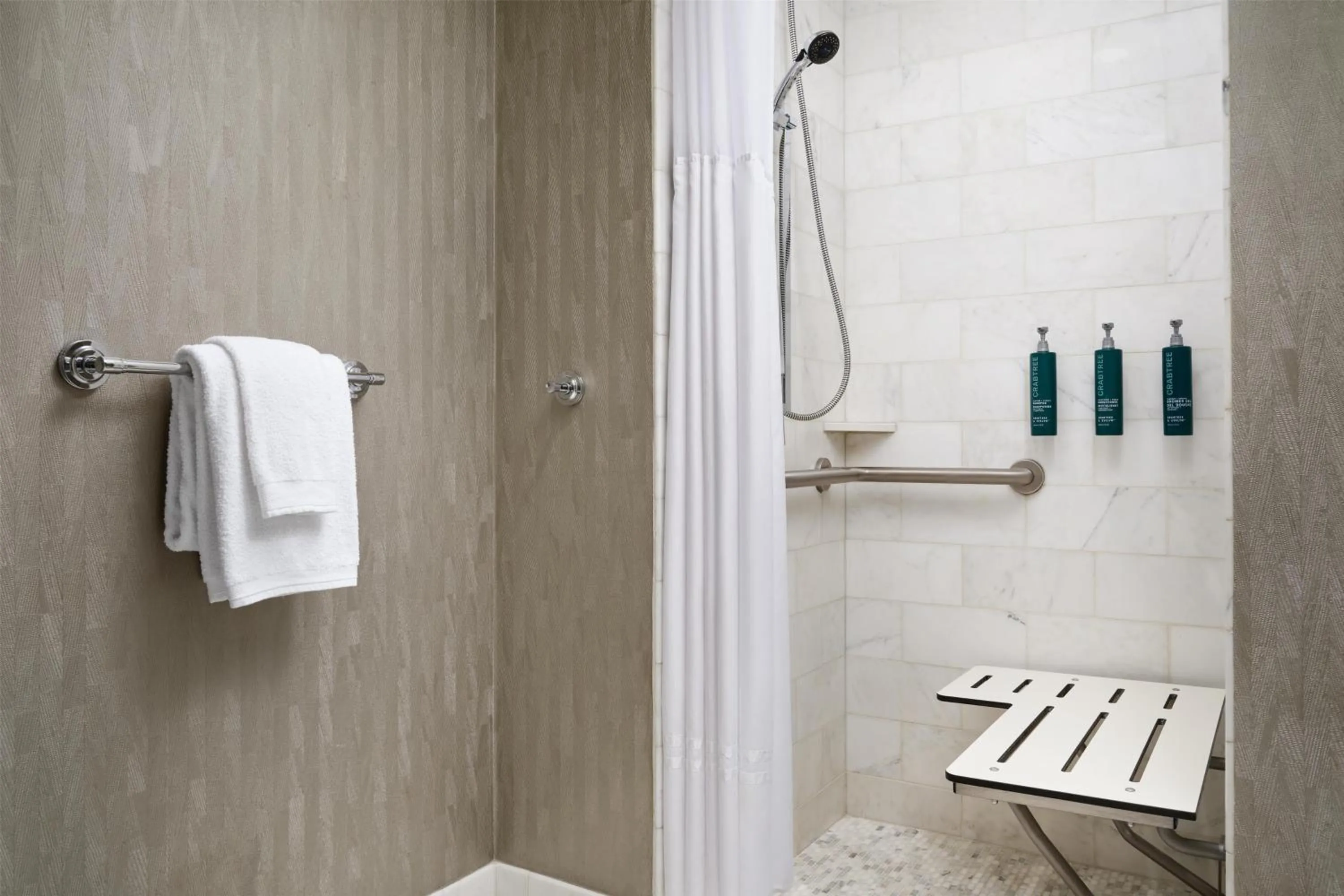 Bathroom in Hilton Chicago