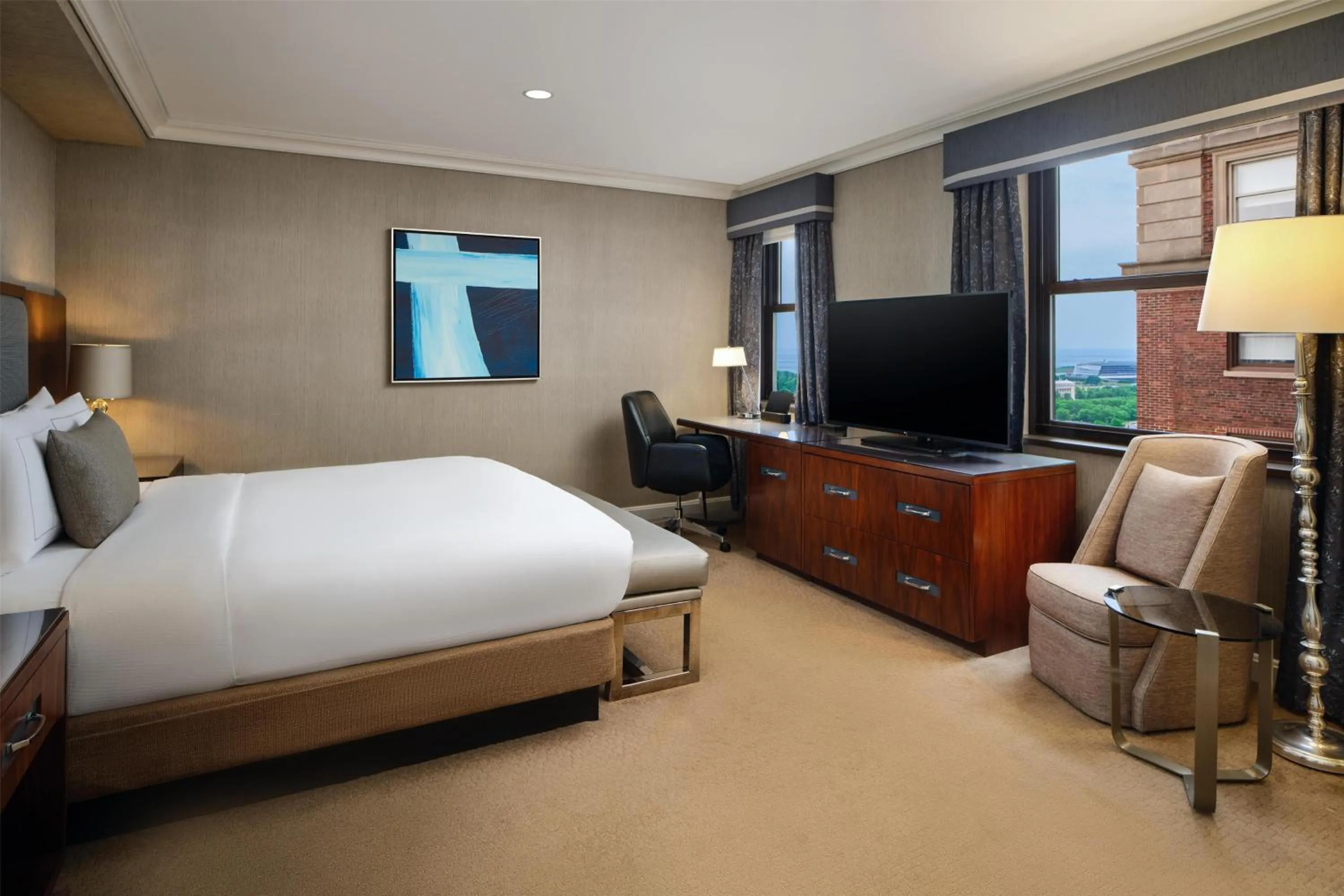 Bedroom, Bed in Hilton Chicago