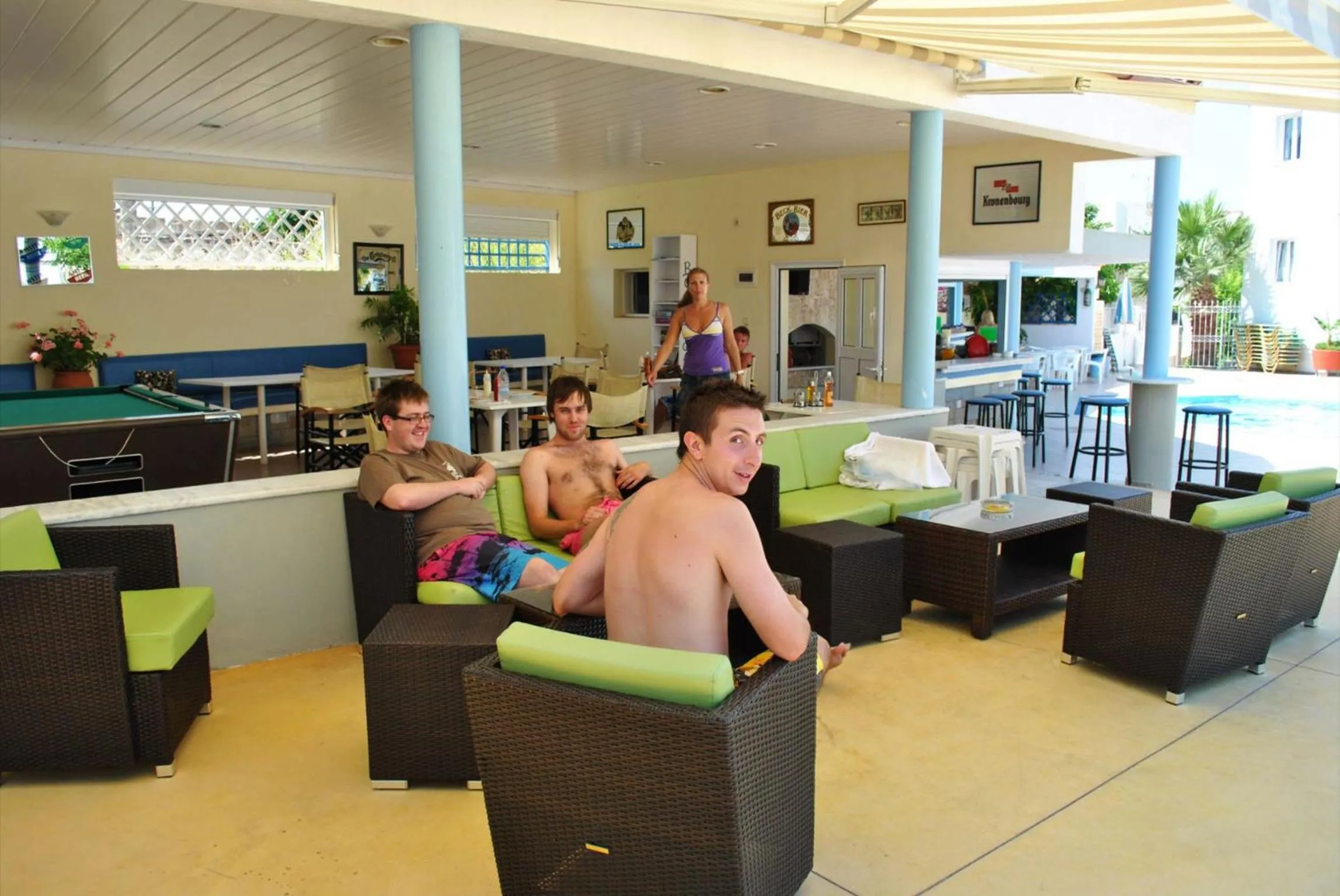 Guests in Melissa Apartments, Studios & Suites