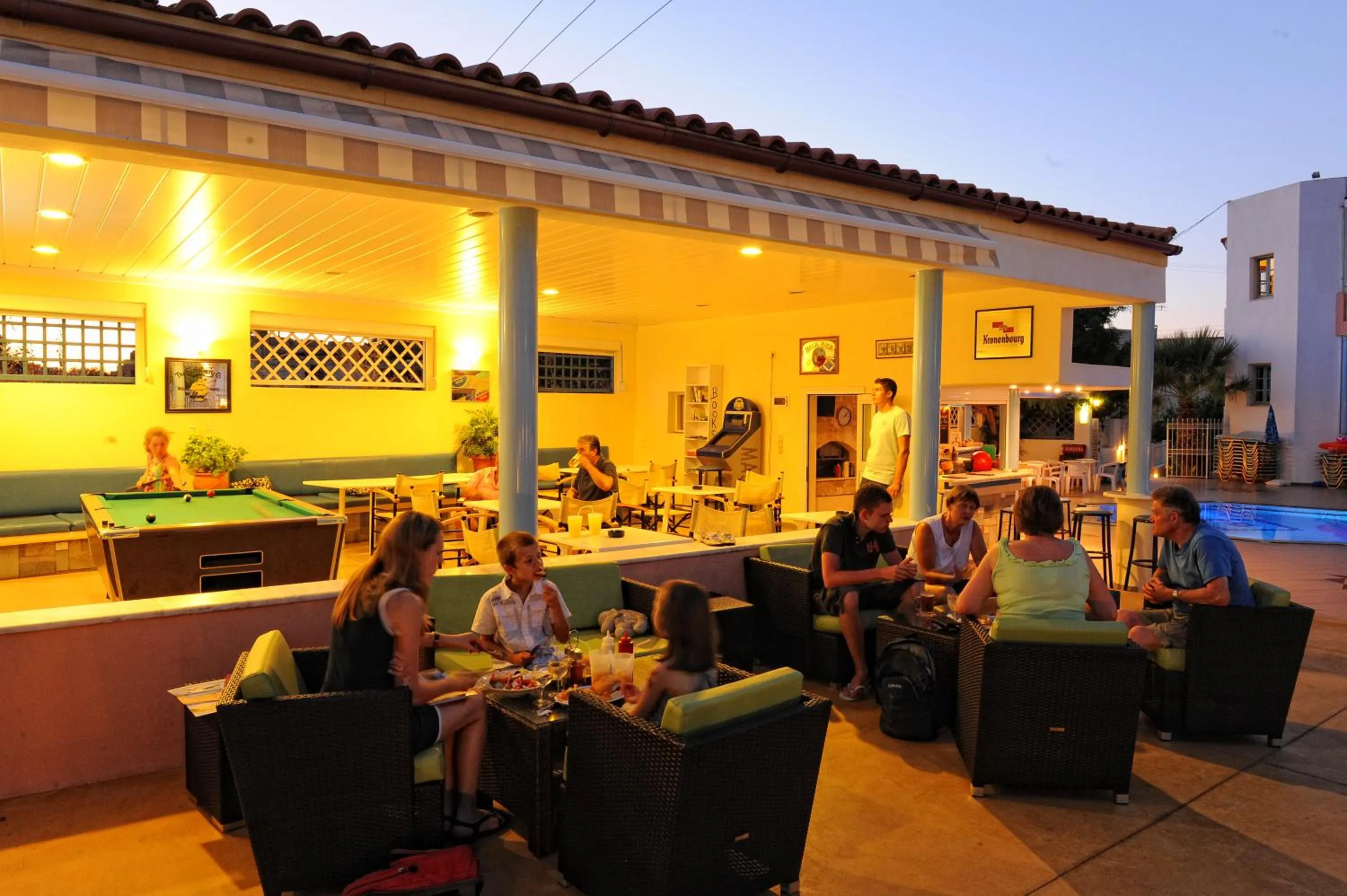 Lounge or bar in Melissa Apartments, Studios & Suites