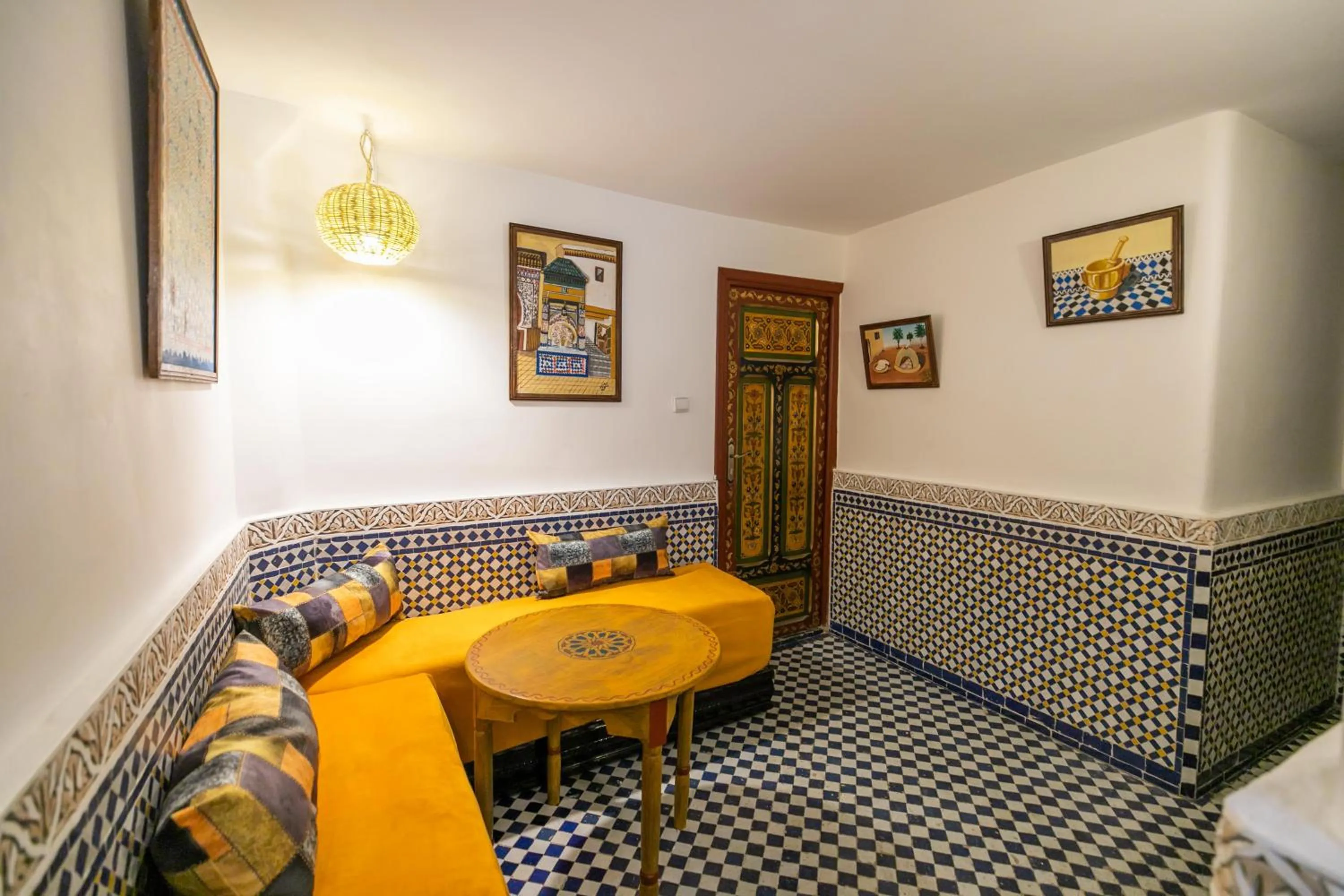 Bed in Dar Fes Tresor