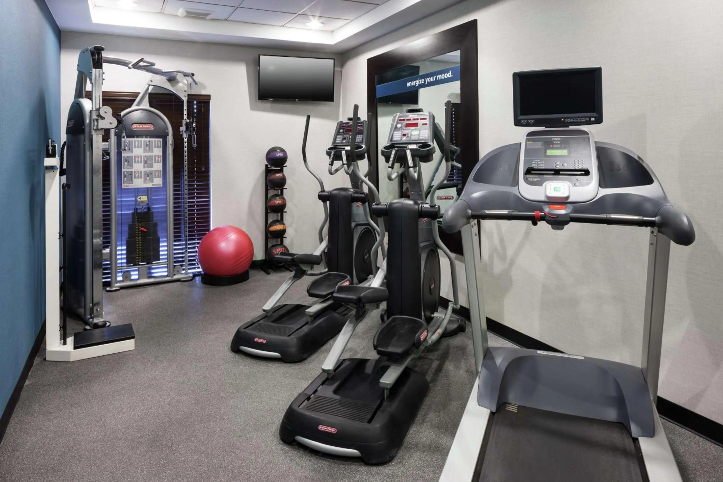 Fitness centre/facilities in Hampton Inn & Suites Miami-Doral Dolphin Mall