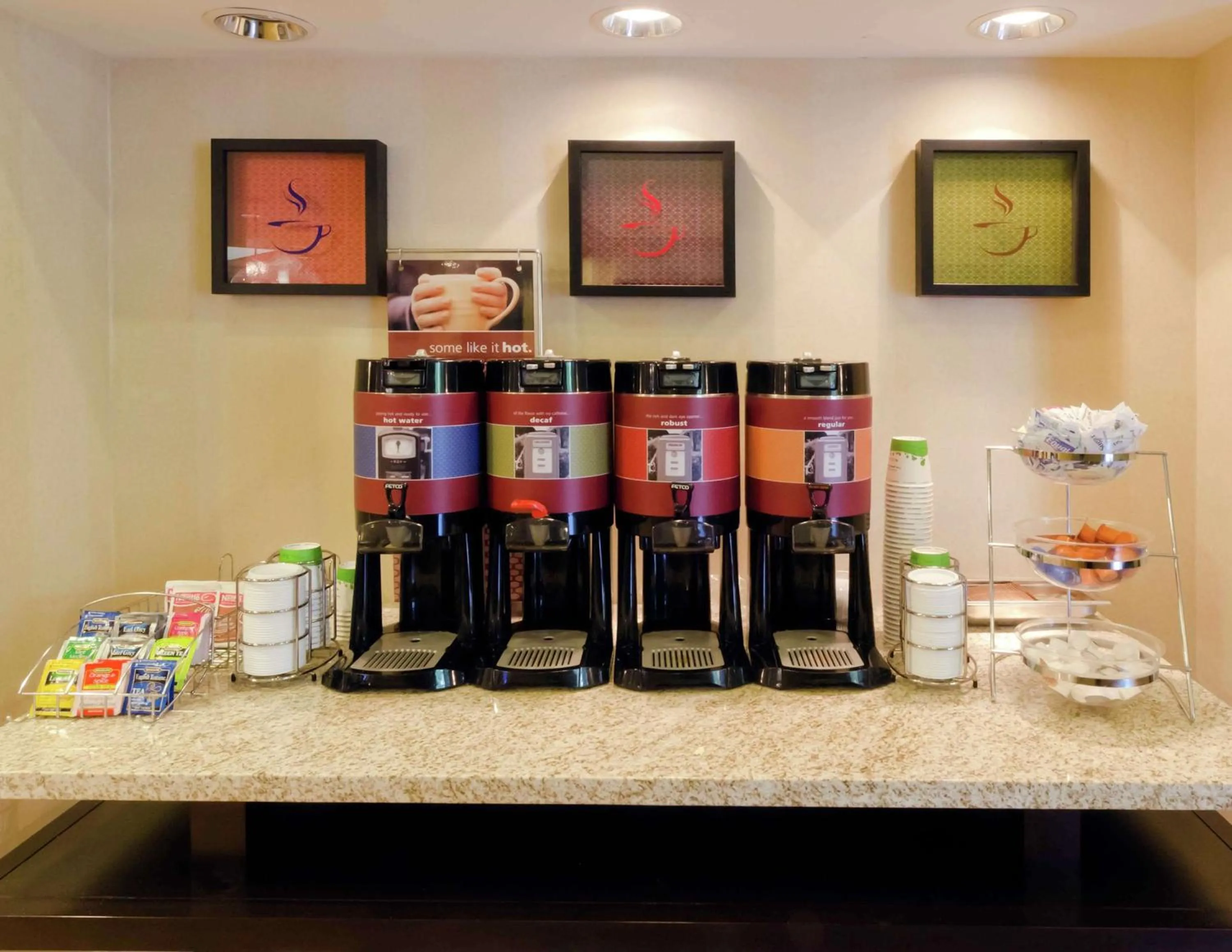 Breakfast in Hampton Inn & Suites Miami-Doral Dolphin Mall