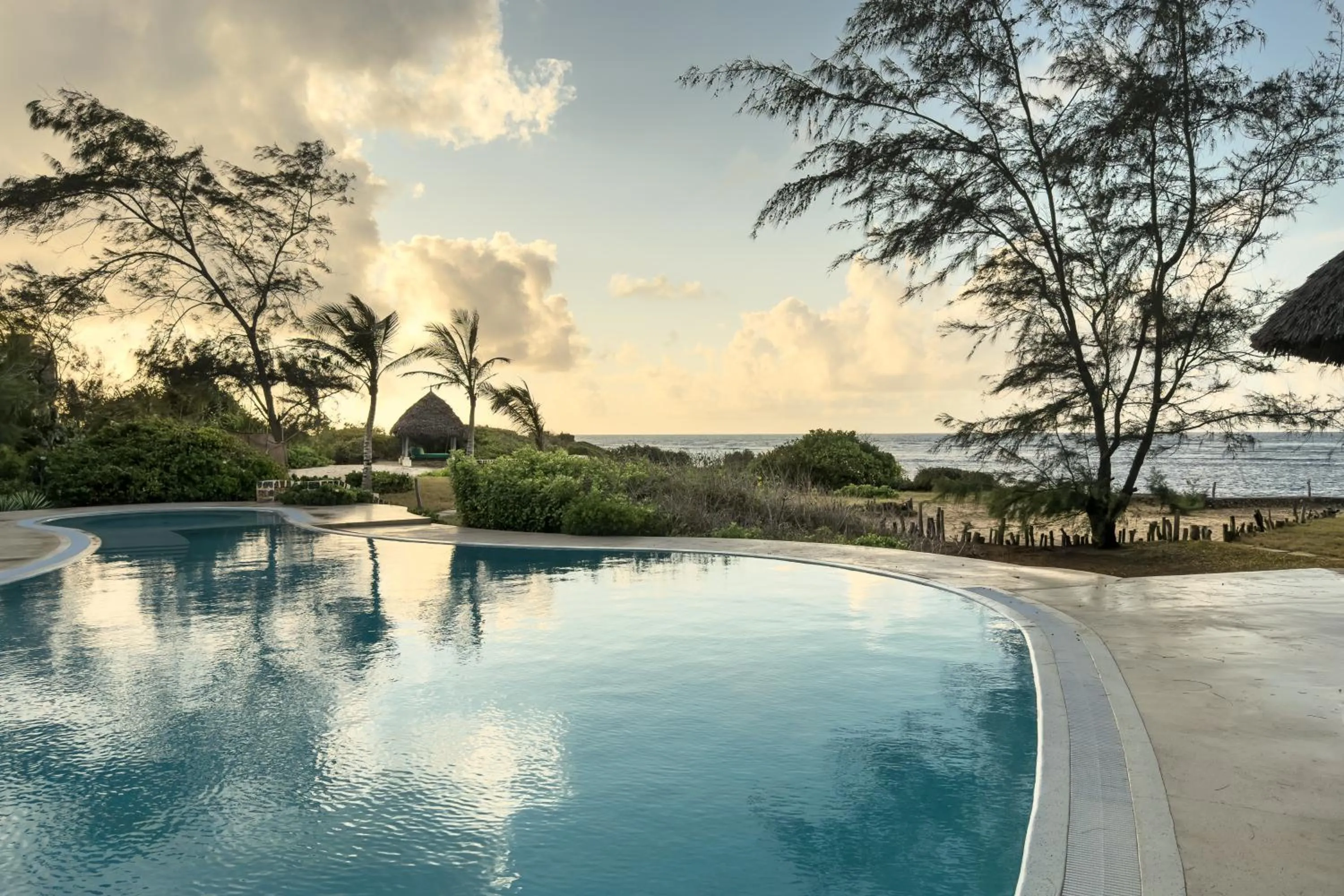 Pool view in The Charming Lonno Lodge Watamu