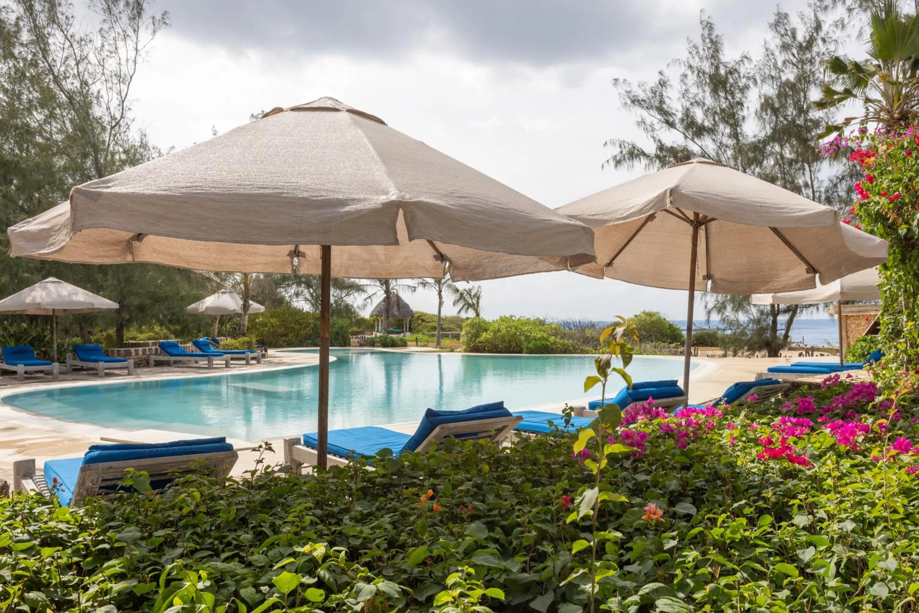 Swimming pool in The Charming Lonno Lodge Watamu