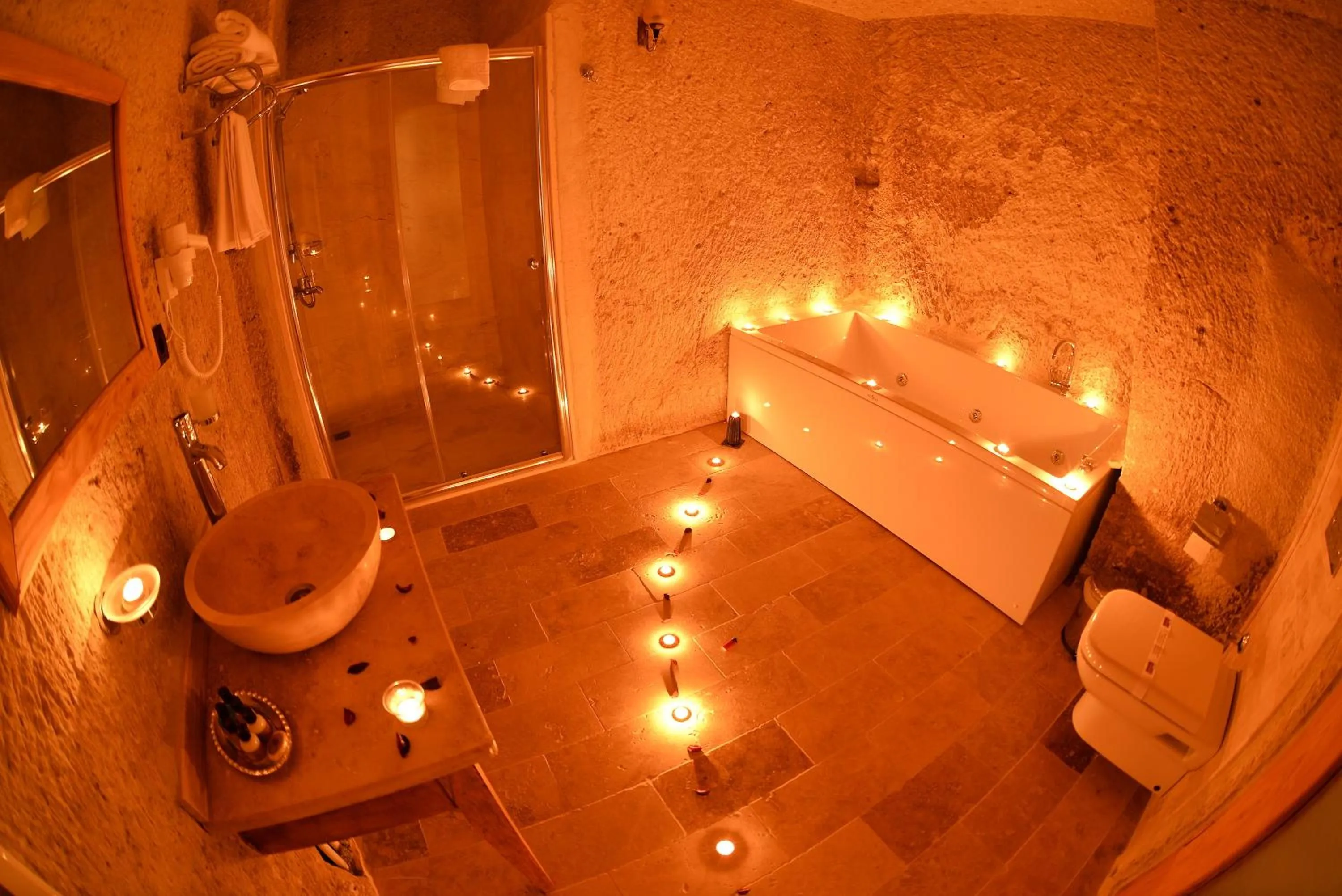 Shower in Mosaic Cave Hotel