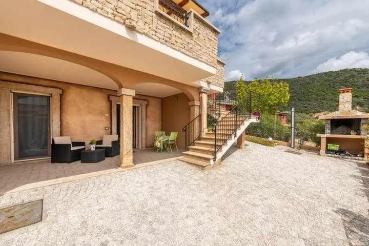 L'arcobaleno di Chia CIN IT11101CE