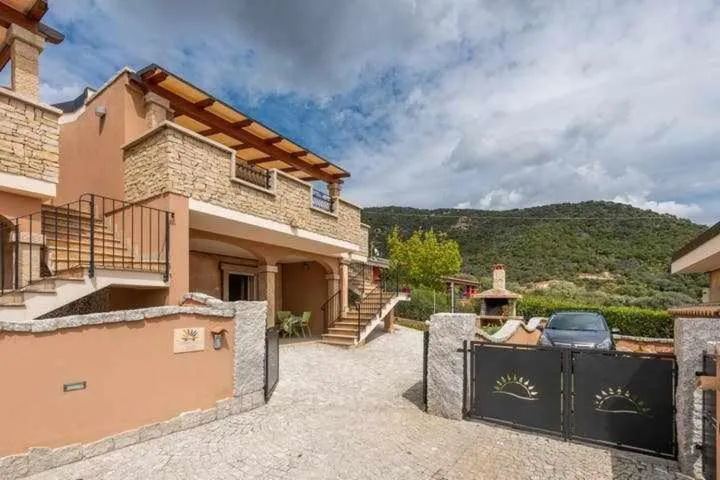 L'arcobaleno di Chia CIN IT11101CE