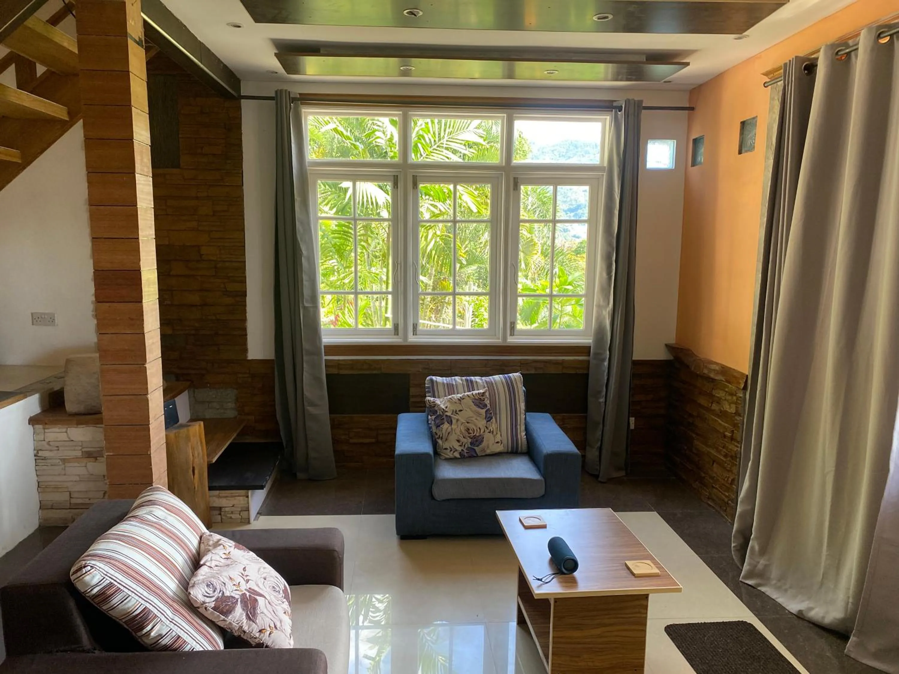 Living room in Mouggae Blues Villas