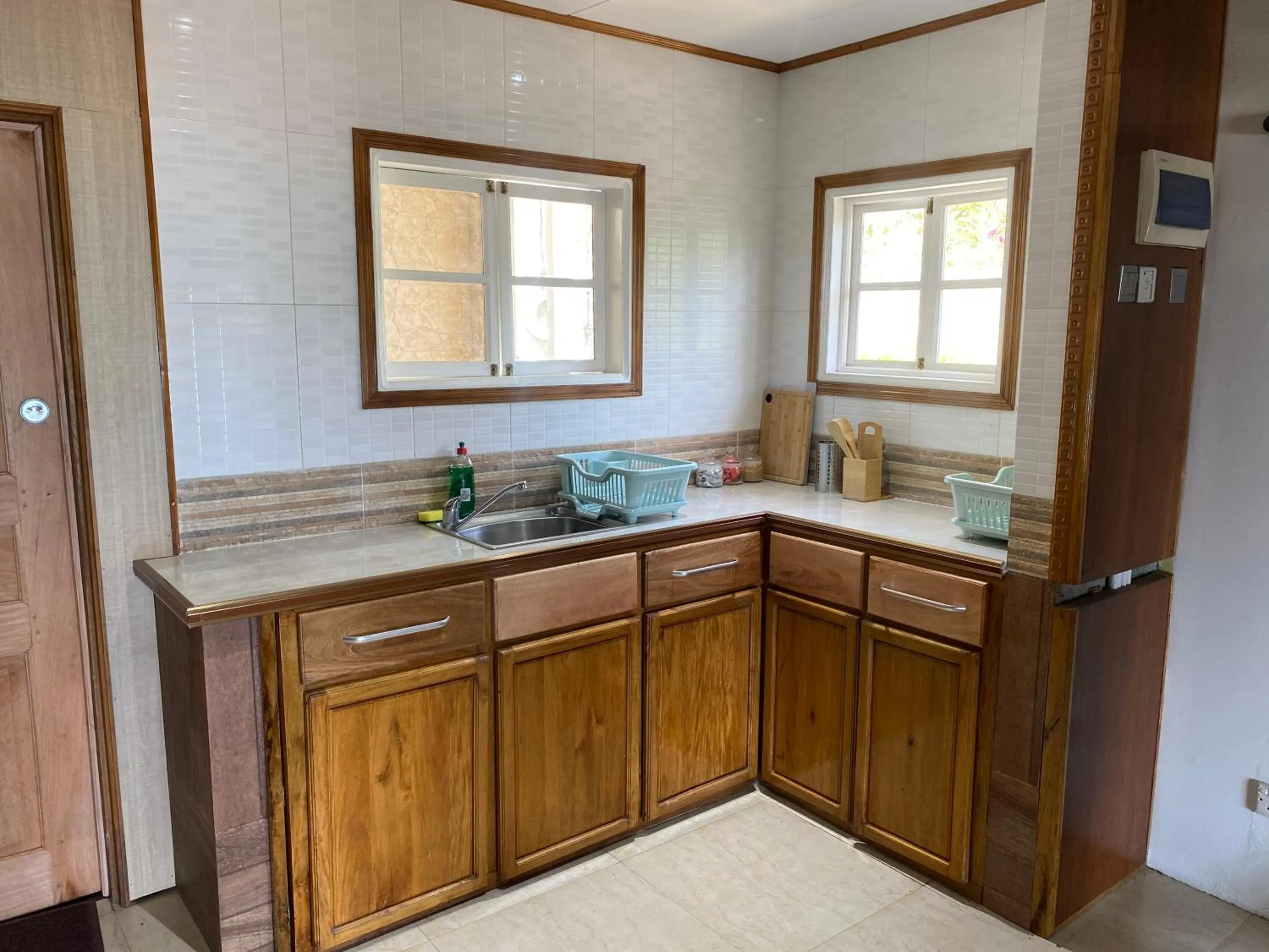 Communal kitchen in Mouggae Blues Villas