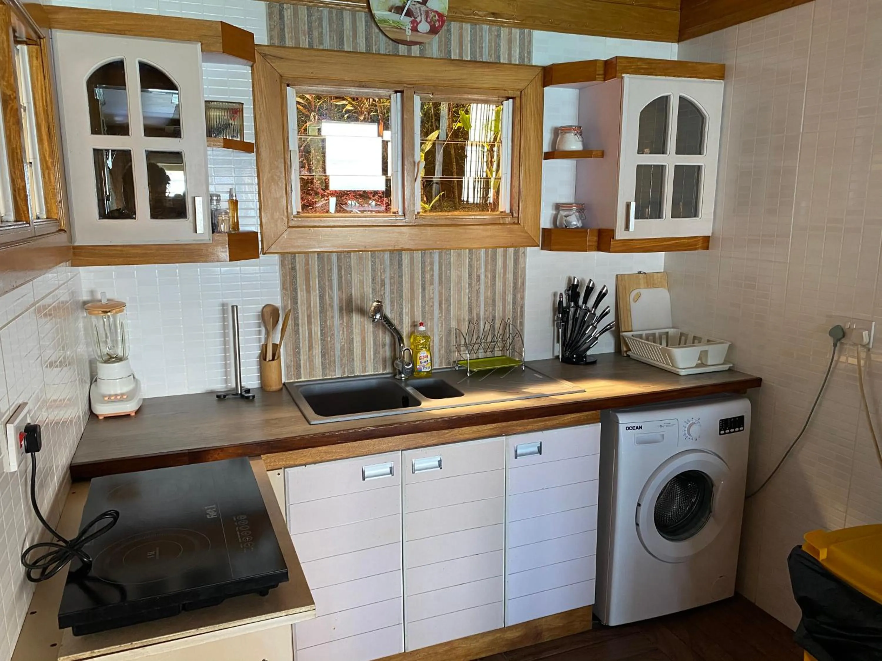 Kitchen or kitchenette in Mouggae Blues Villas