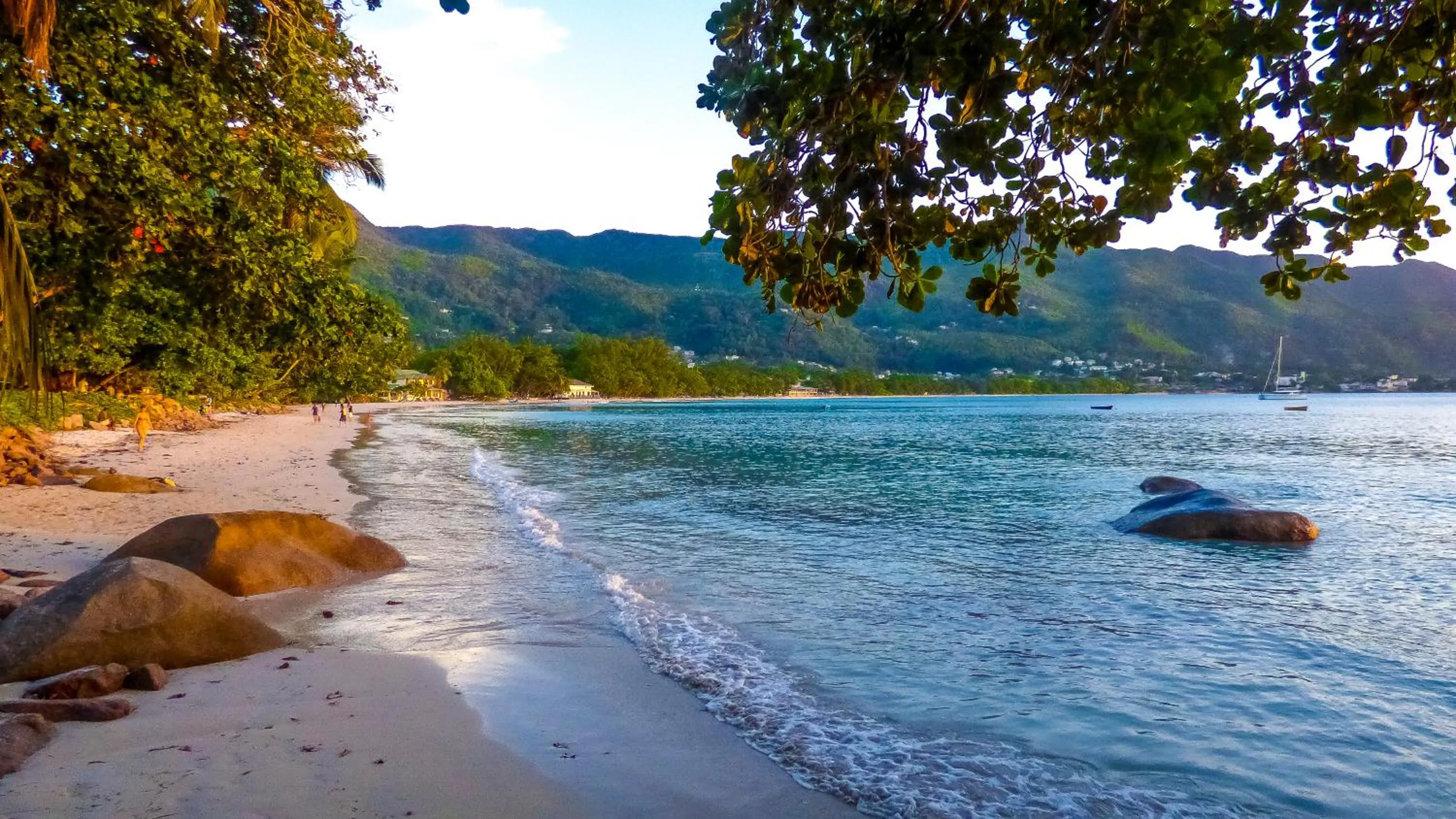 Beach in Mouggae Blues Villas