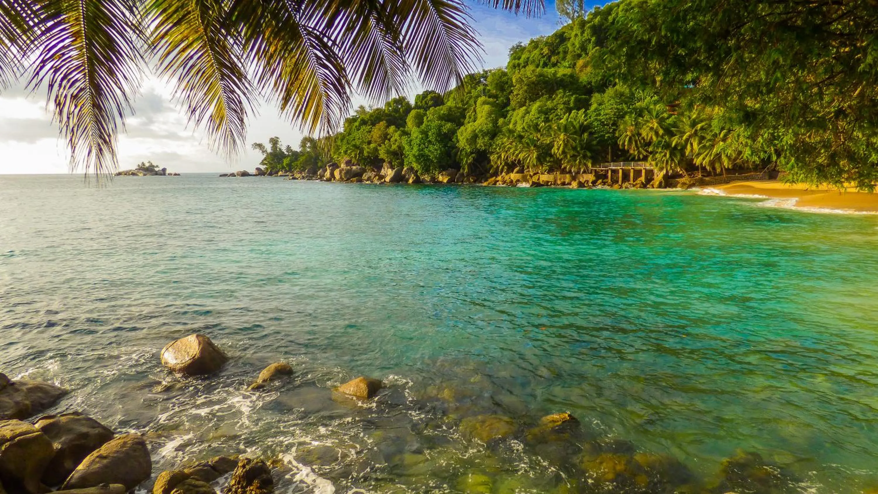 Beach in Mouggae Blues Villas