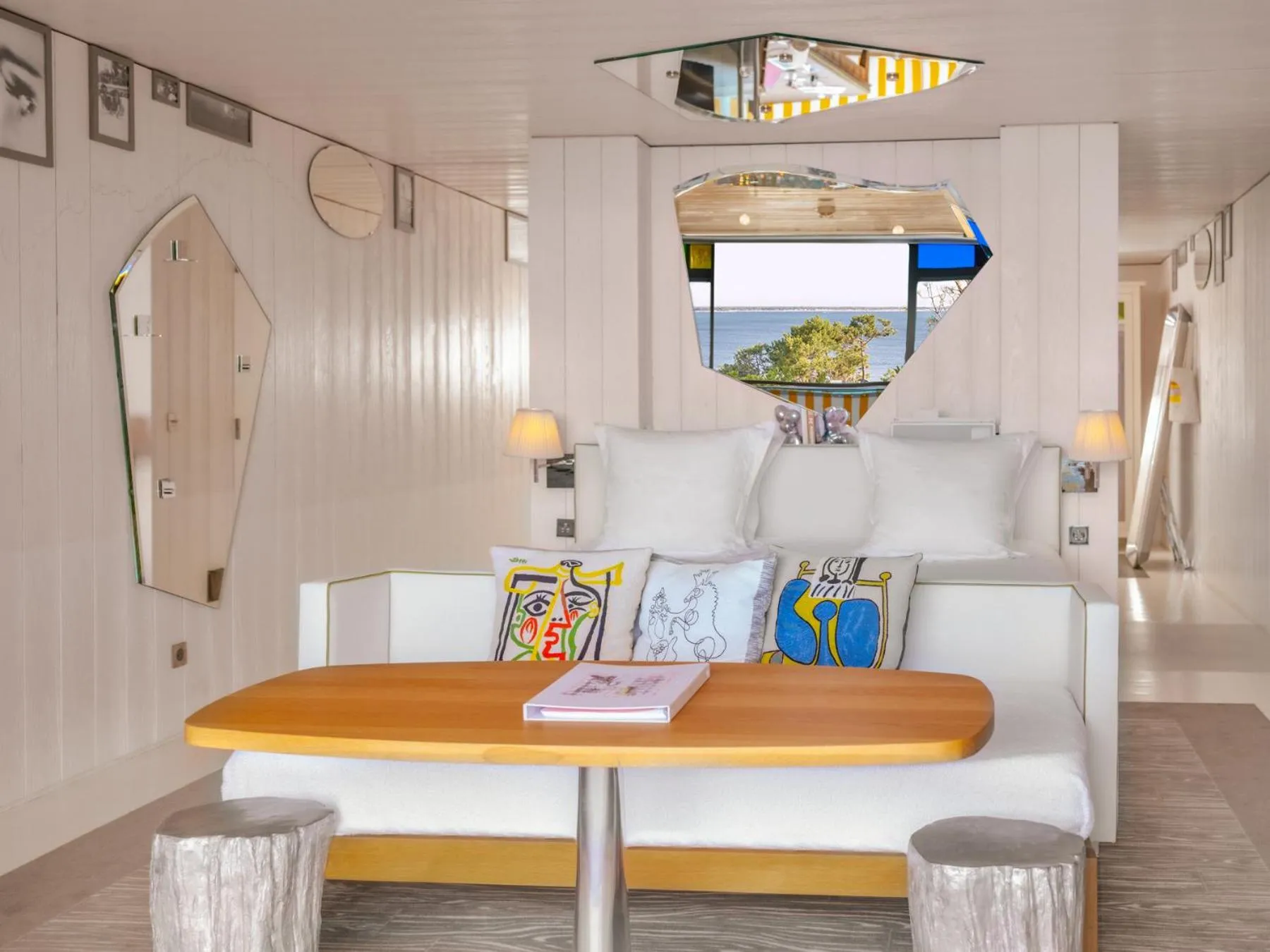 Hotel La Co(o)rniche