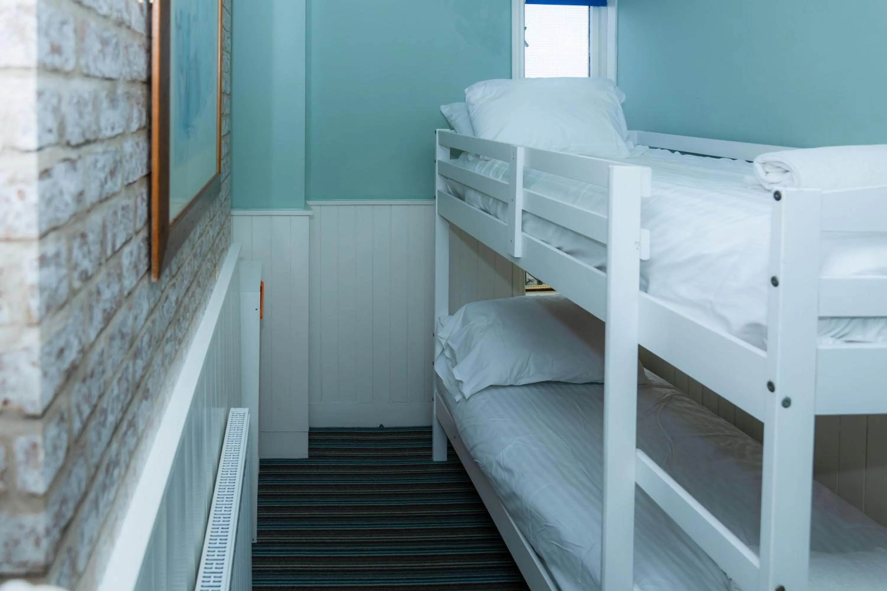 bunk bed, Bed in The Clarendon Hotel