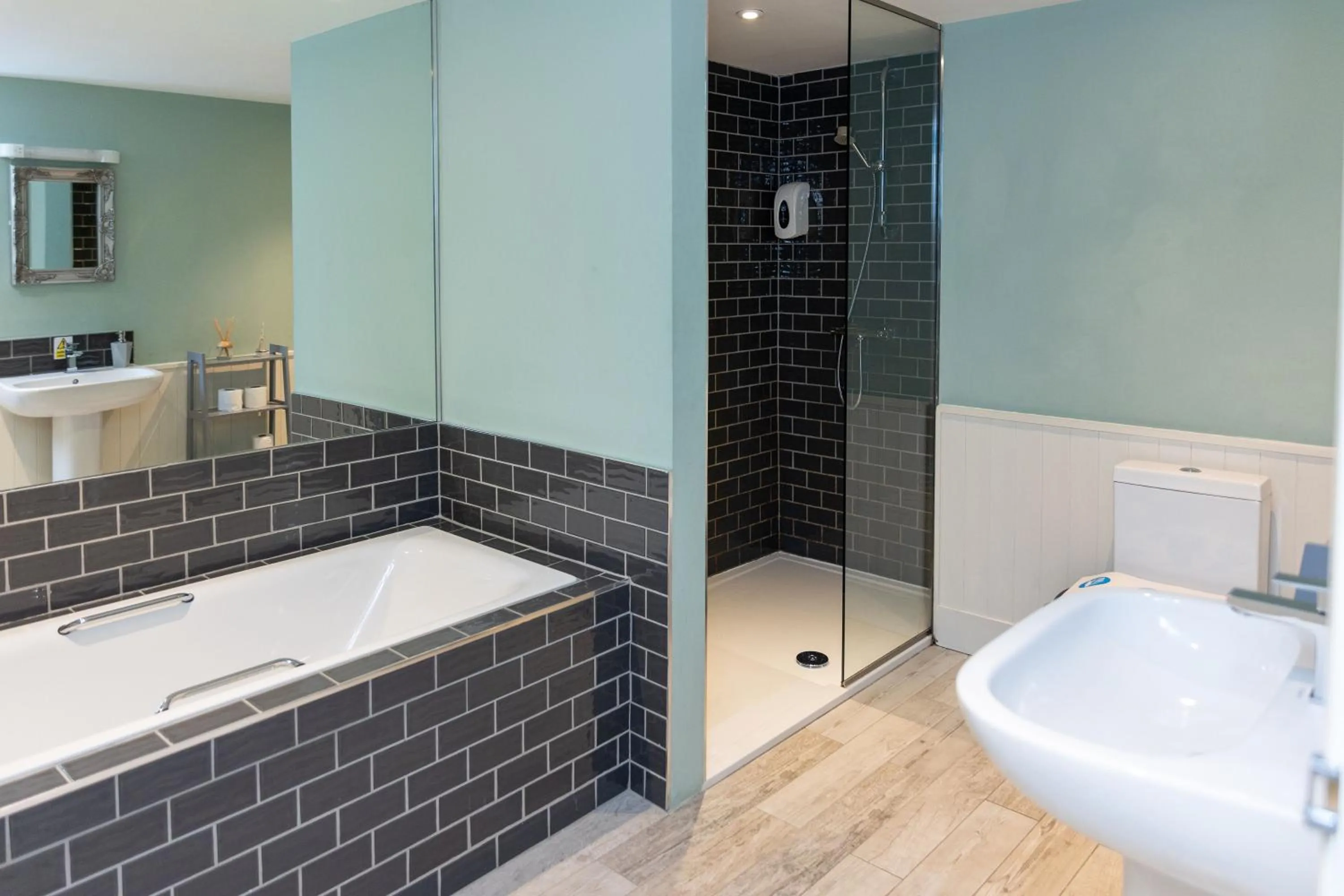 Bathroom in The Clarendon Hotel