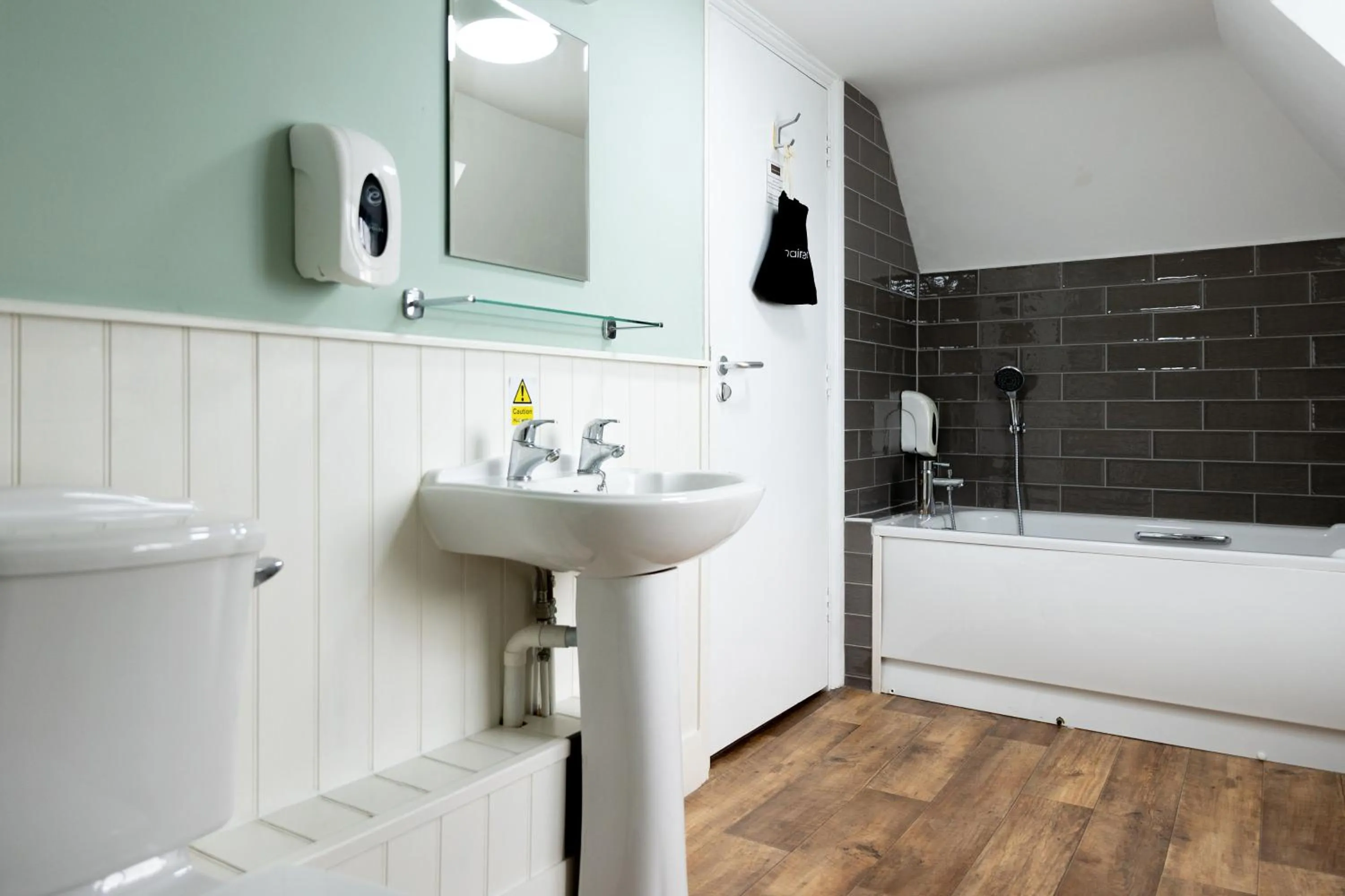 Bathroom in The Clarendon Hotel