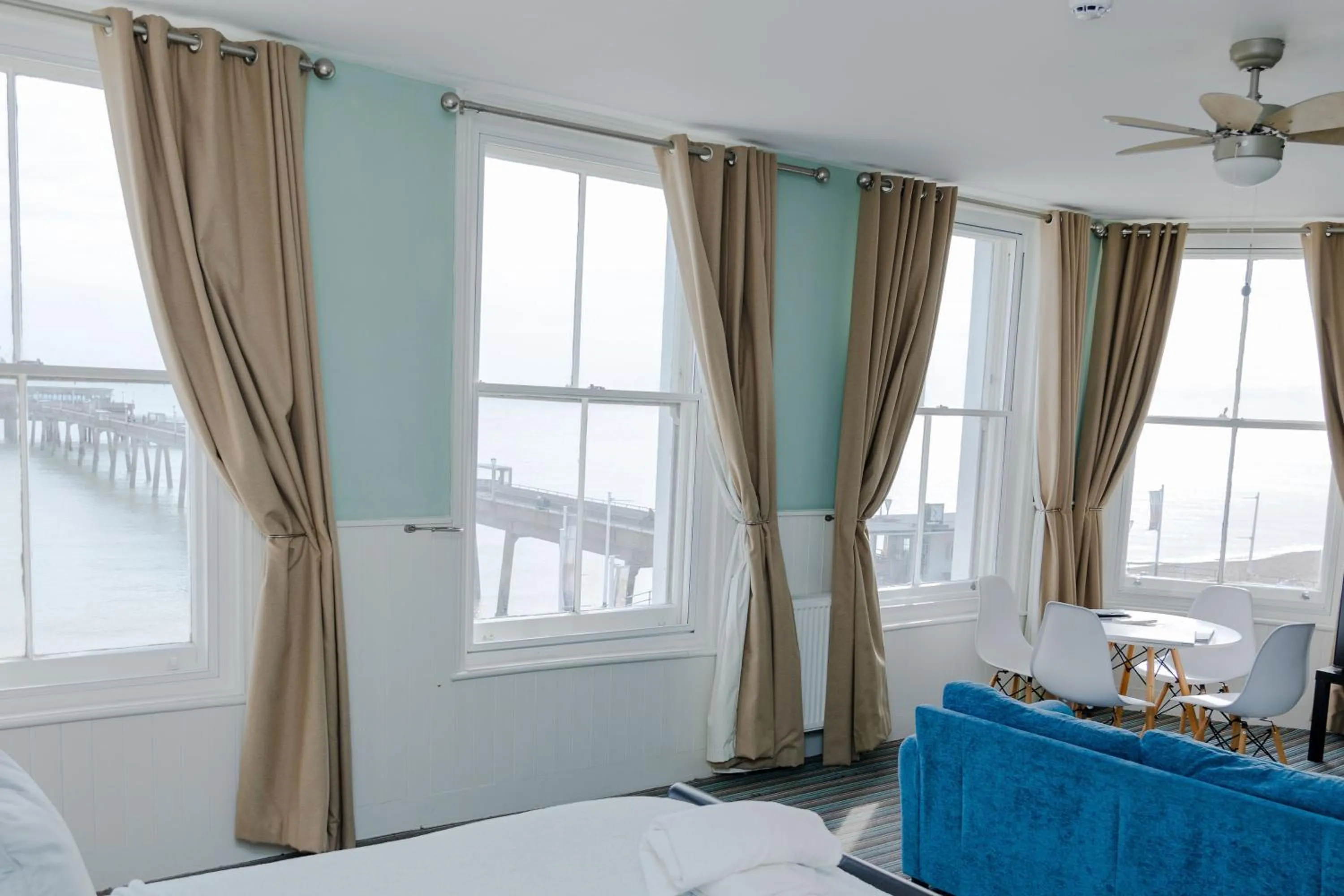 View (from property/room), Bed in The Clarendon Hotel