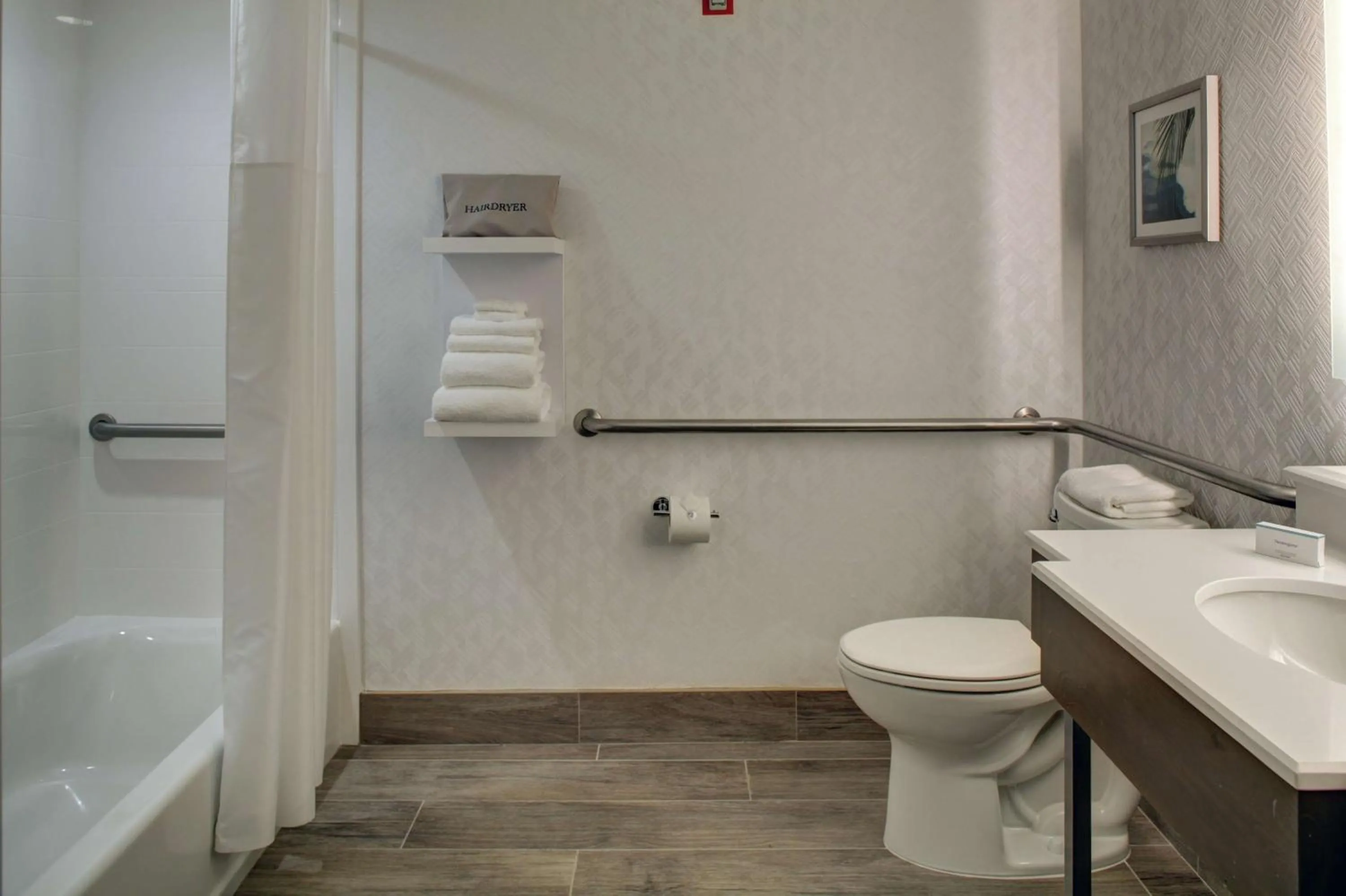 Bathroom in Hampton Inn & Suites Miami Airport South/Blue Lagoon