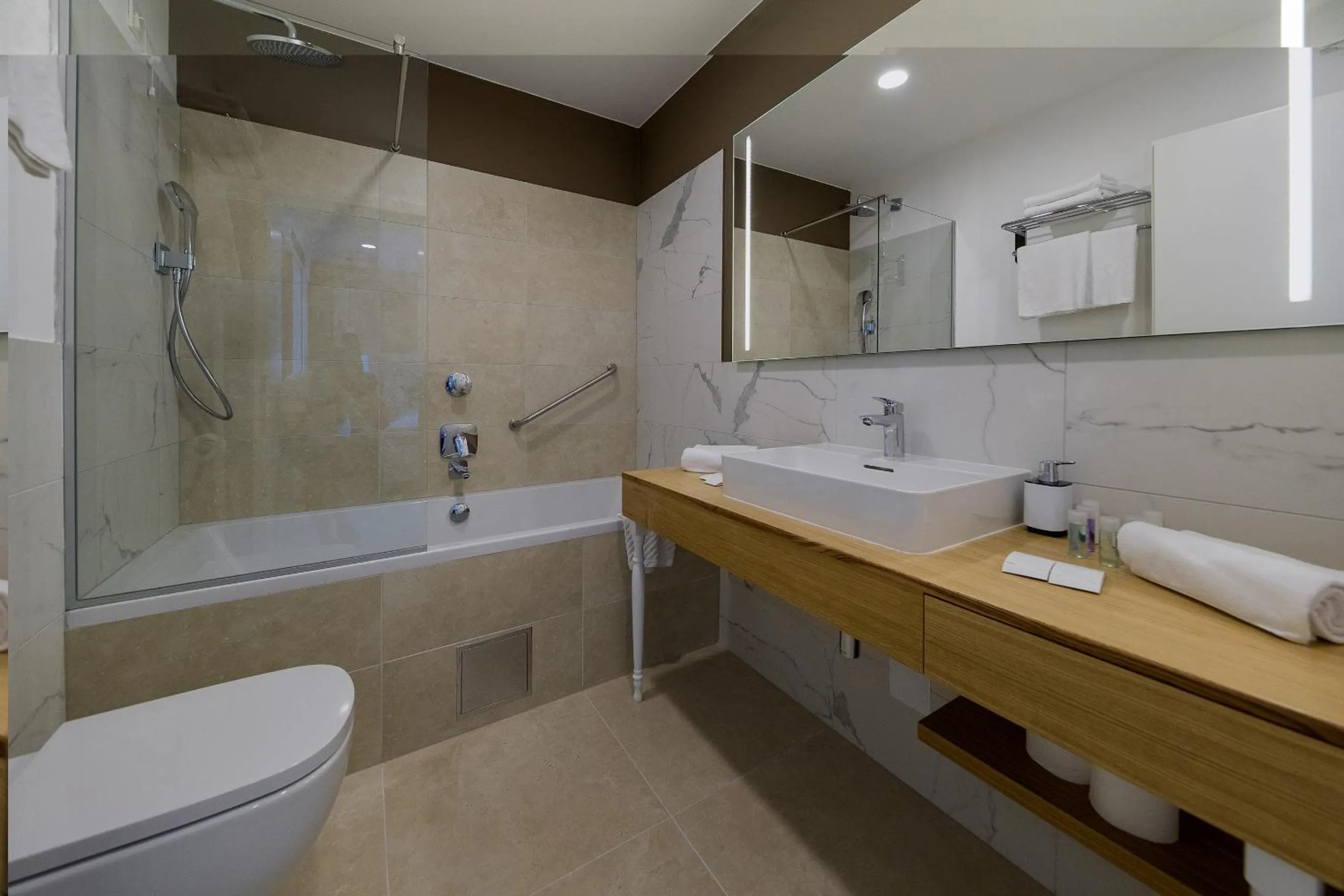 Toilet in Boutique Hotel Esplanade