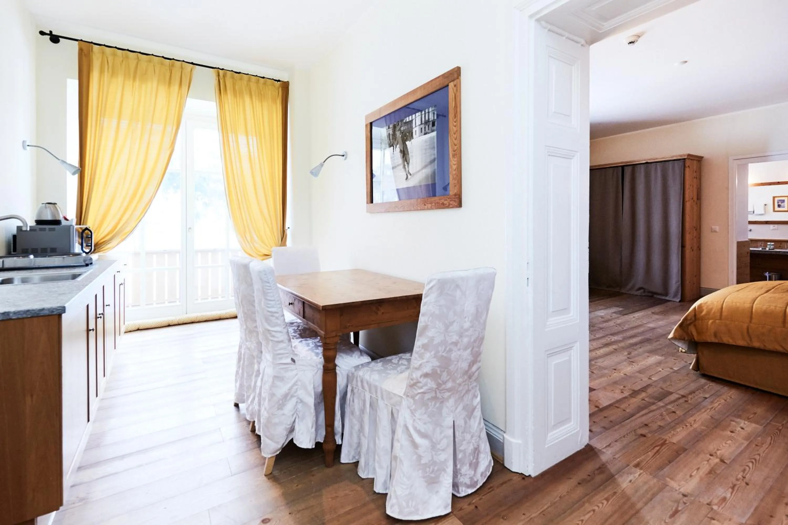 Bed in Maloja Palace Suites CO2-Neutral