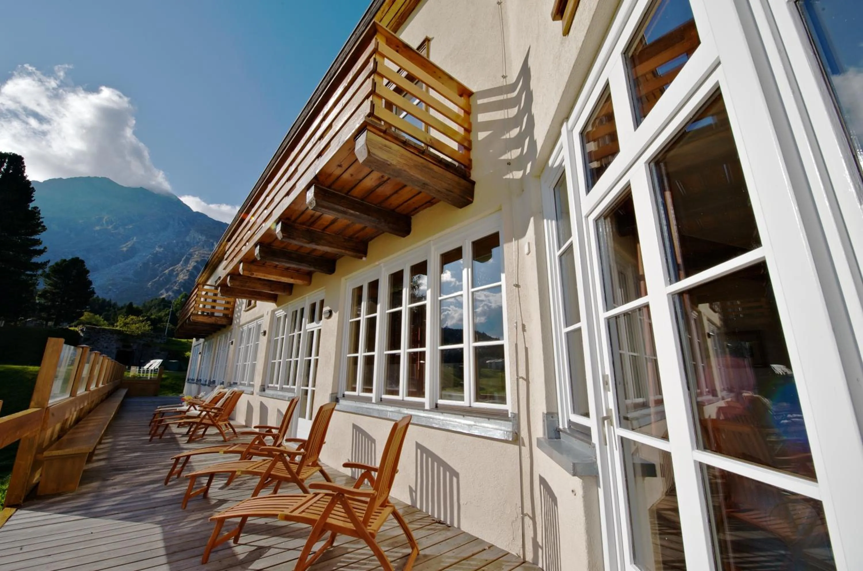 Day in Maloja Palace Suites CO2-Neutral
