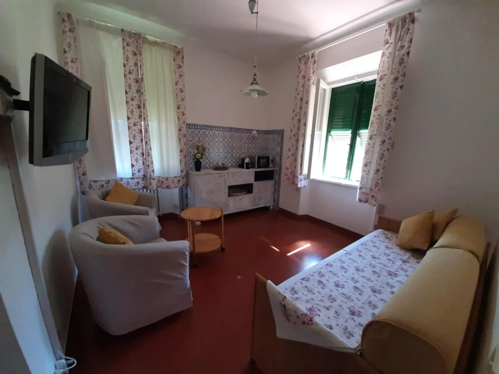 TV and multimedia in Residenza La Limonaia