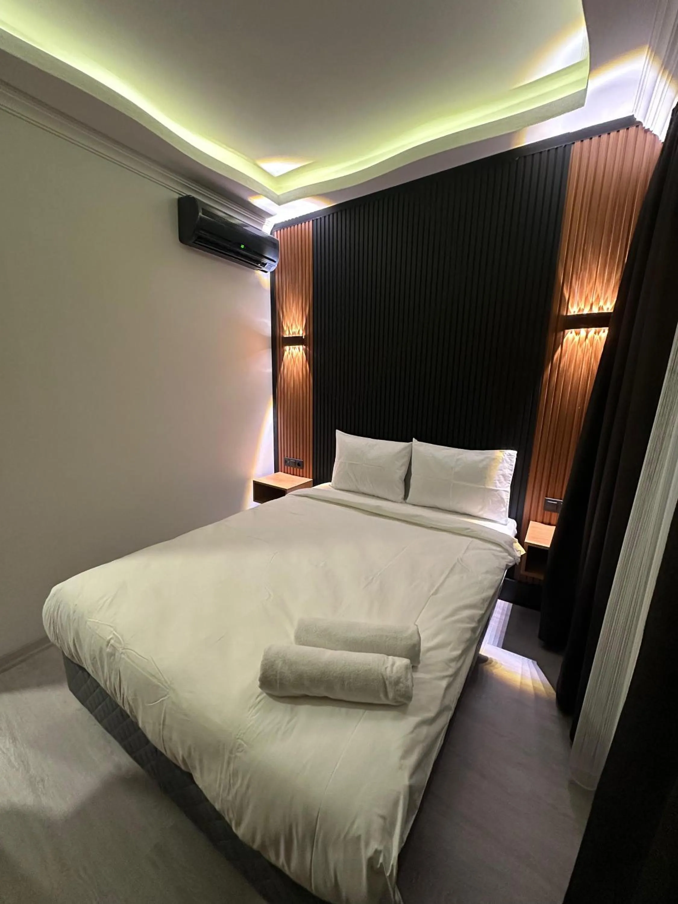 Bed in Rays Hotel - Bakirkoy Istanbul City Center