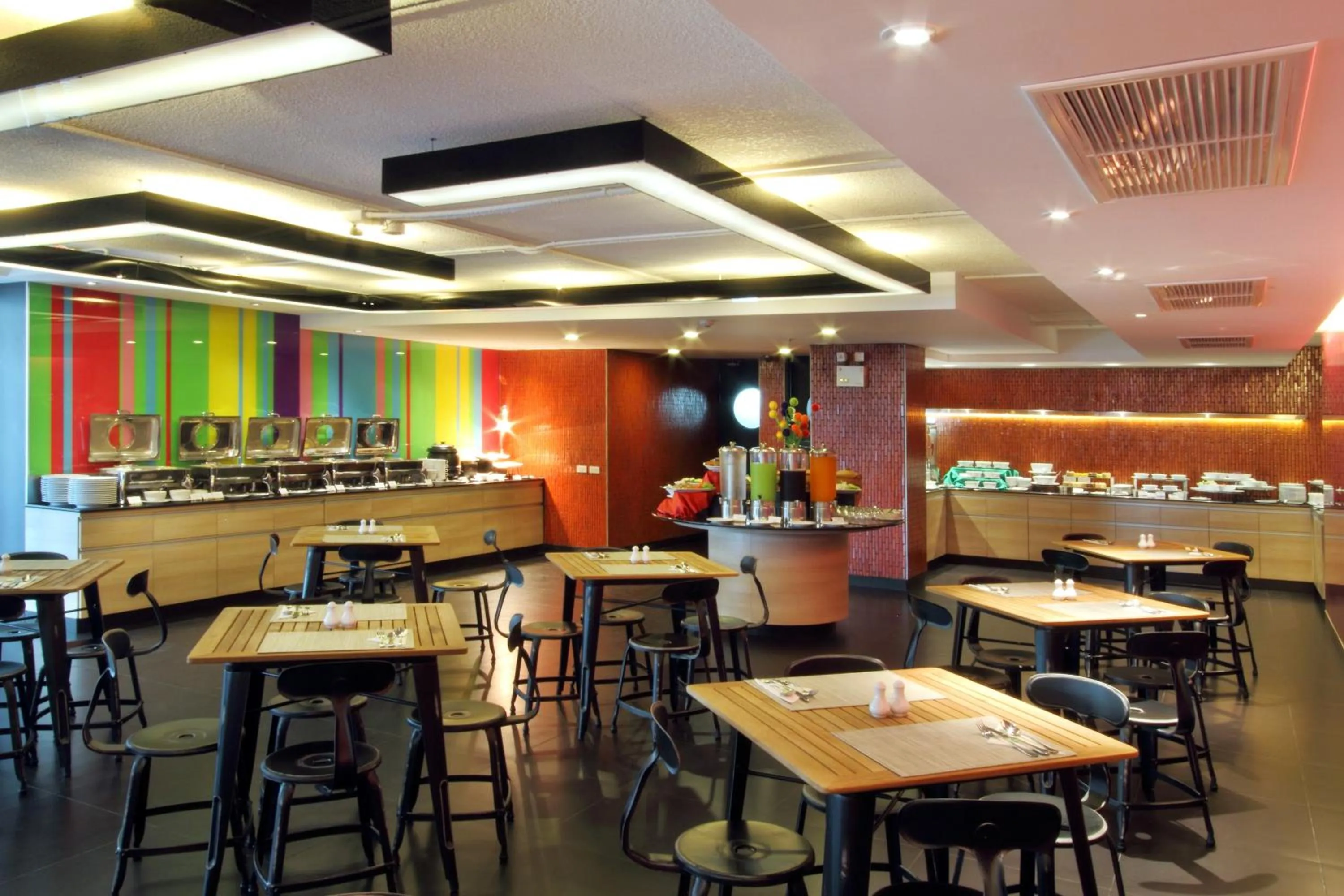 Restaurant/places to eat in ibis Styles Chiang Mai