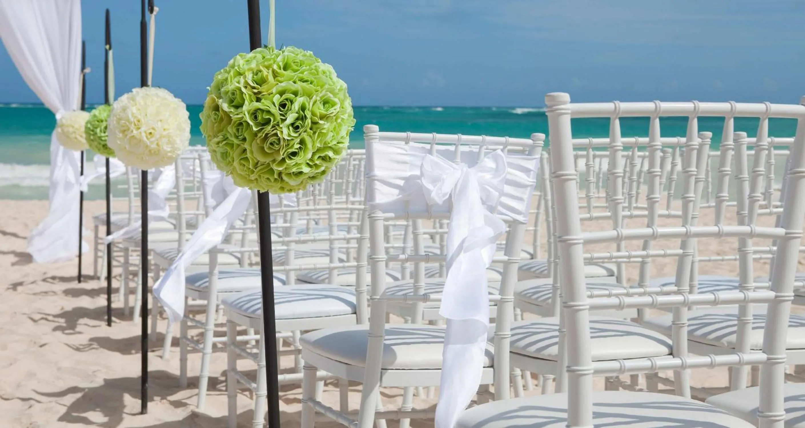 Property building in Hilton Bentley Miami South Beach