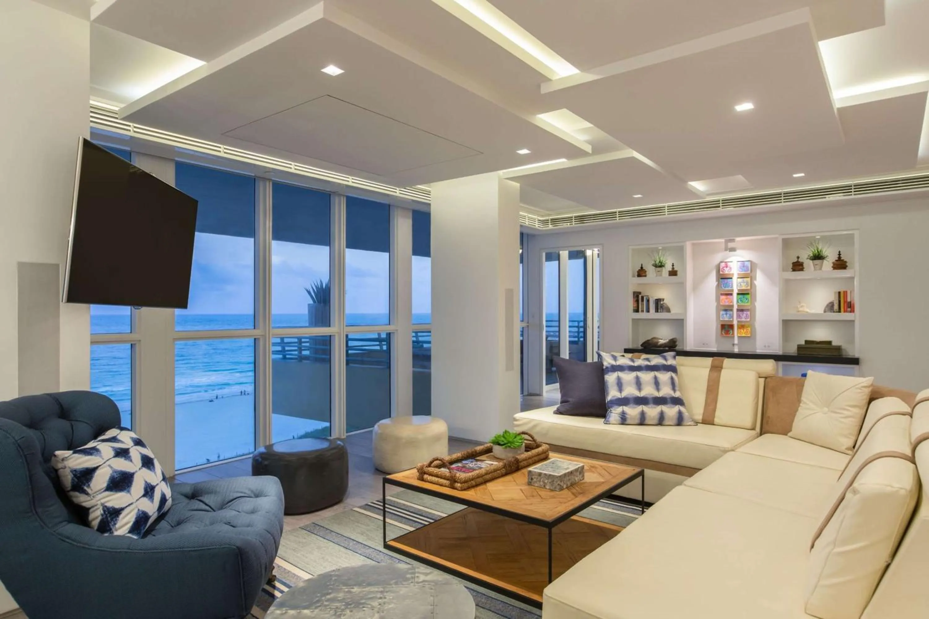 Living room in Hilton Bentley Miami South Beach