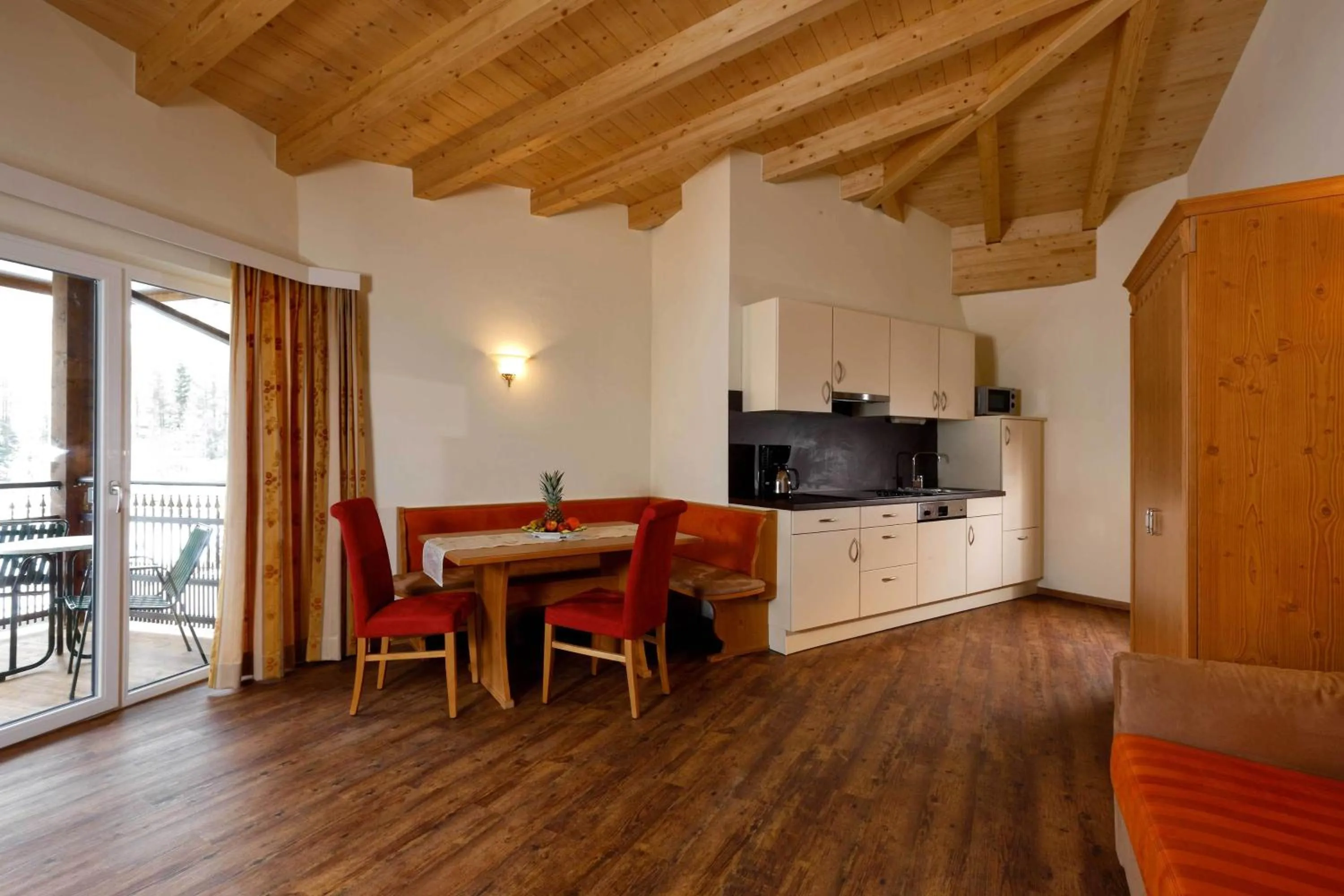 Kitchen or kitchenette in Alp Resort Tiroler Adler