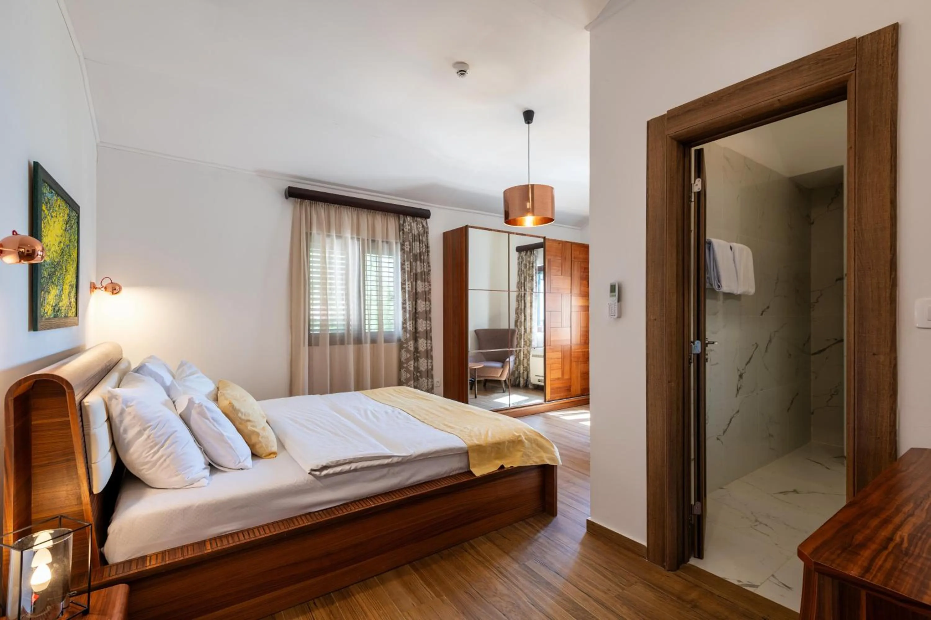 Bed in Forte Rose Hotel