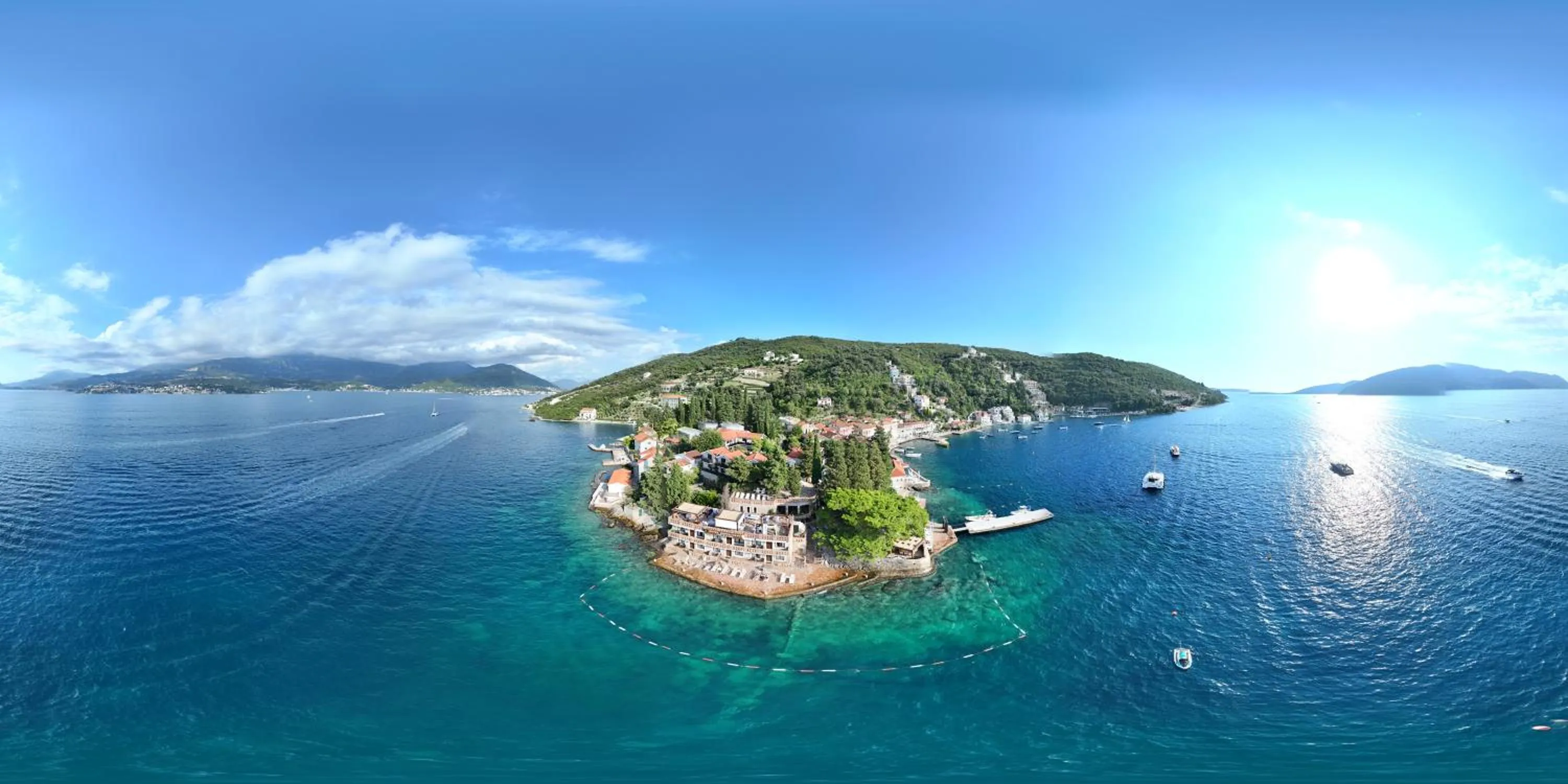 Day in Forte Rose Hotel