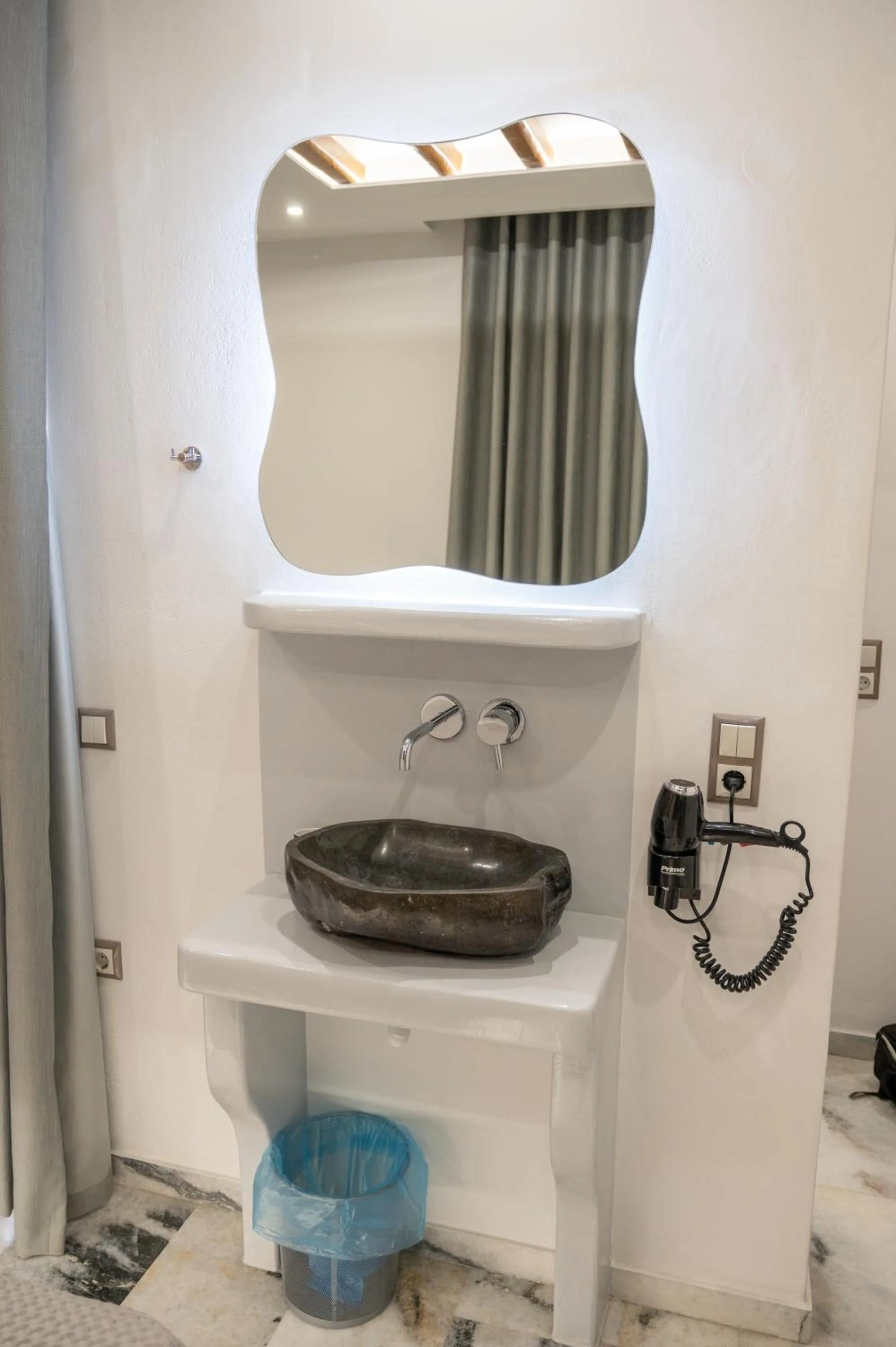 Bathroom in Katerina Roza Studios - Heartfelt Hospitality in the City