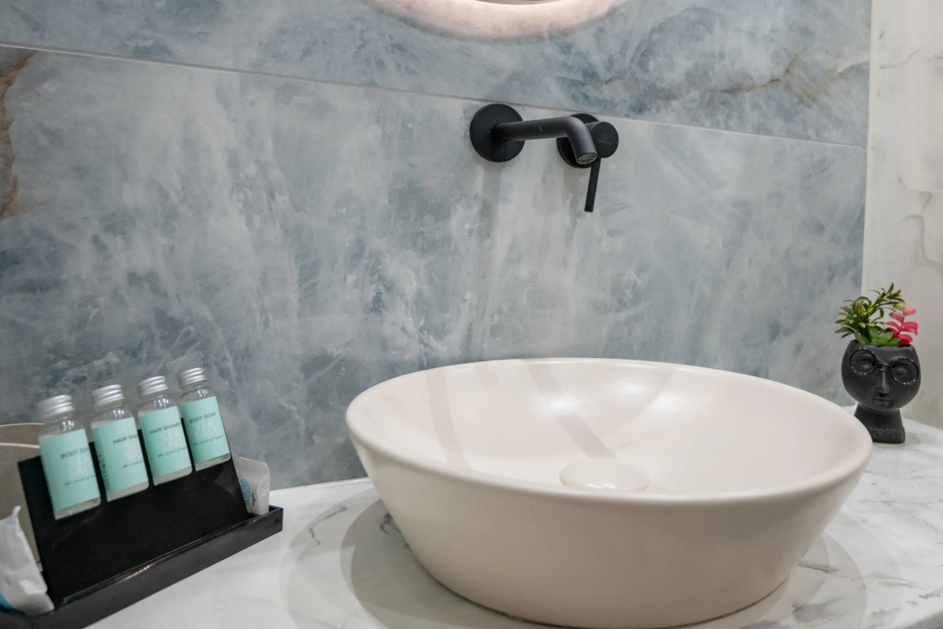 Bathroom in Katerina Roza Studios - Heartfelt Hospitality in the City