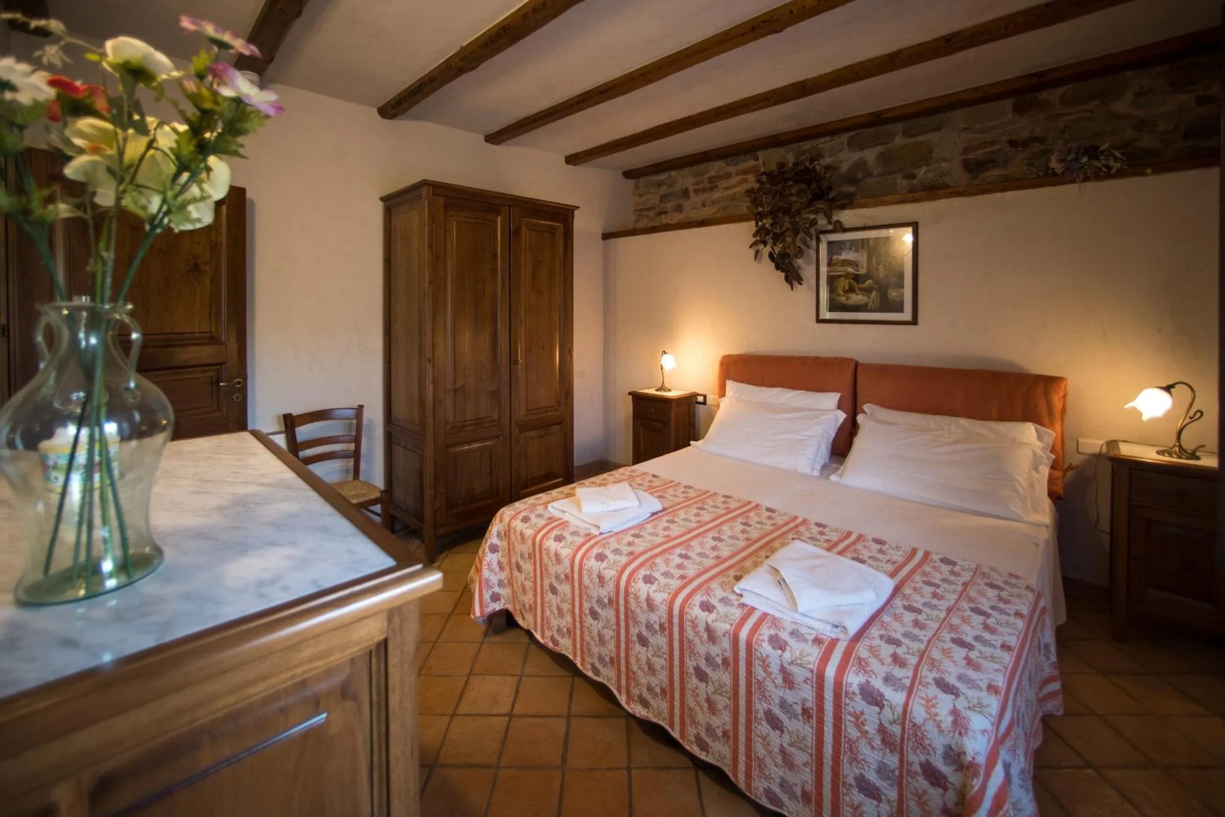 Bedroom, Bed in Poggio Pozzetti