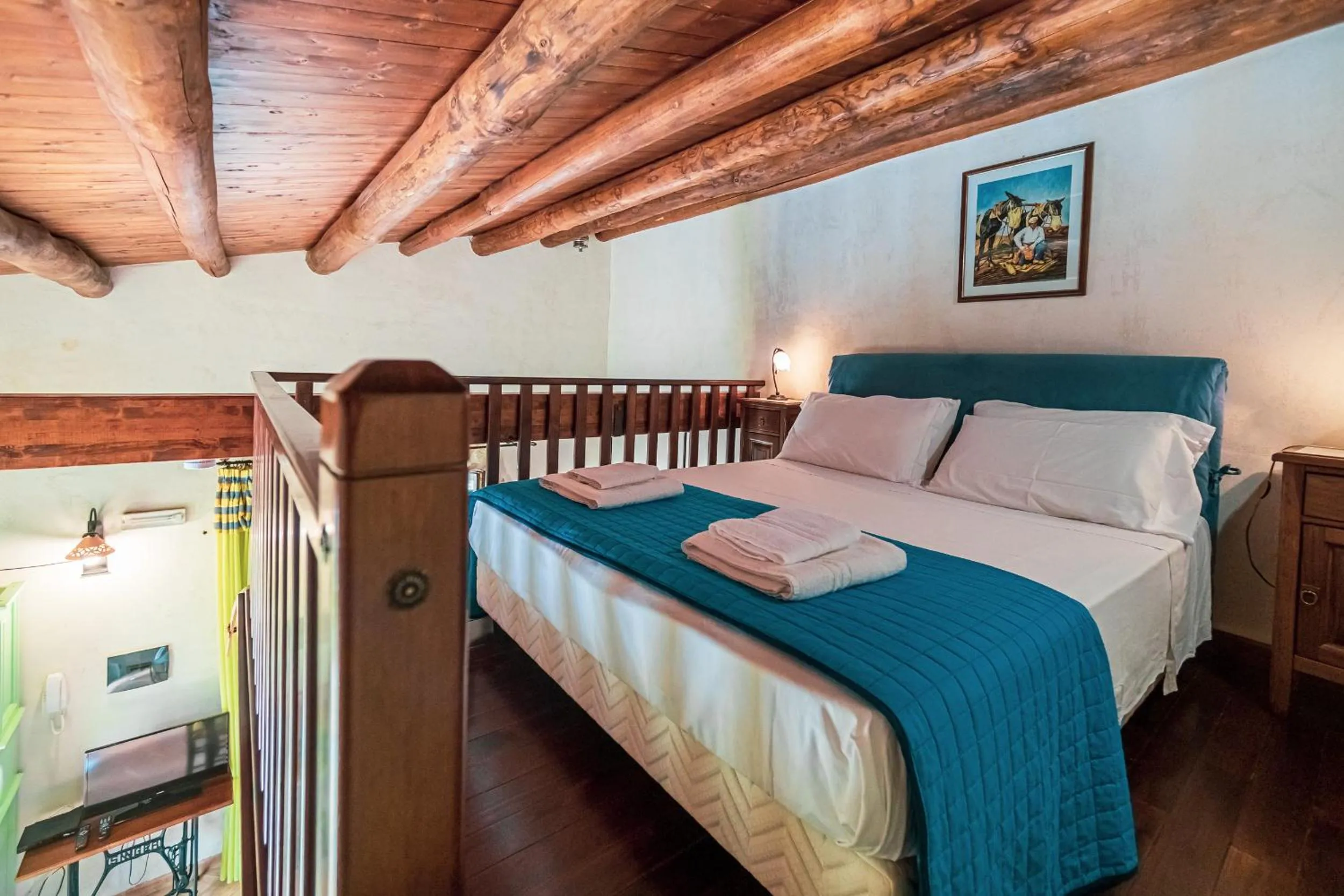 Bedroom, Bed in Poggio Pozzetti