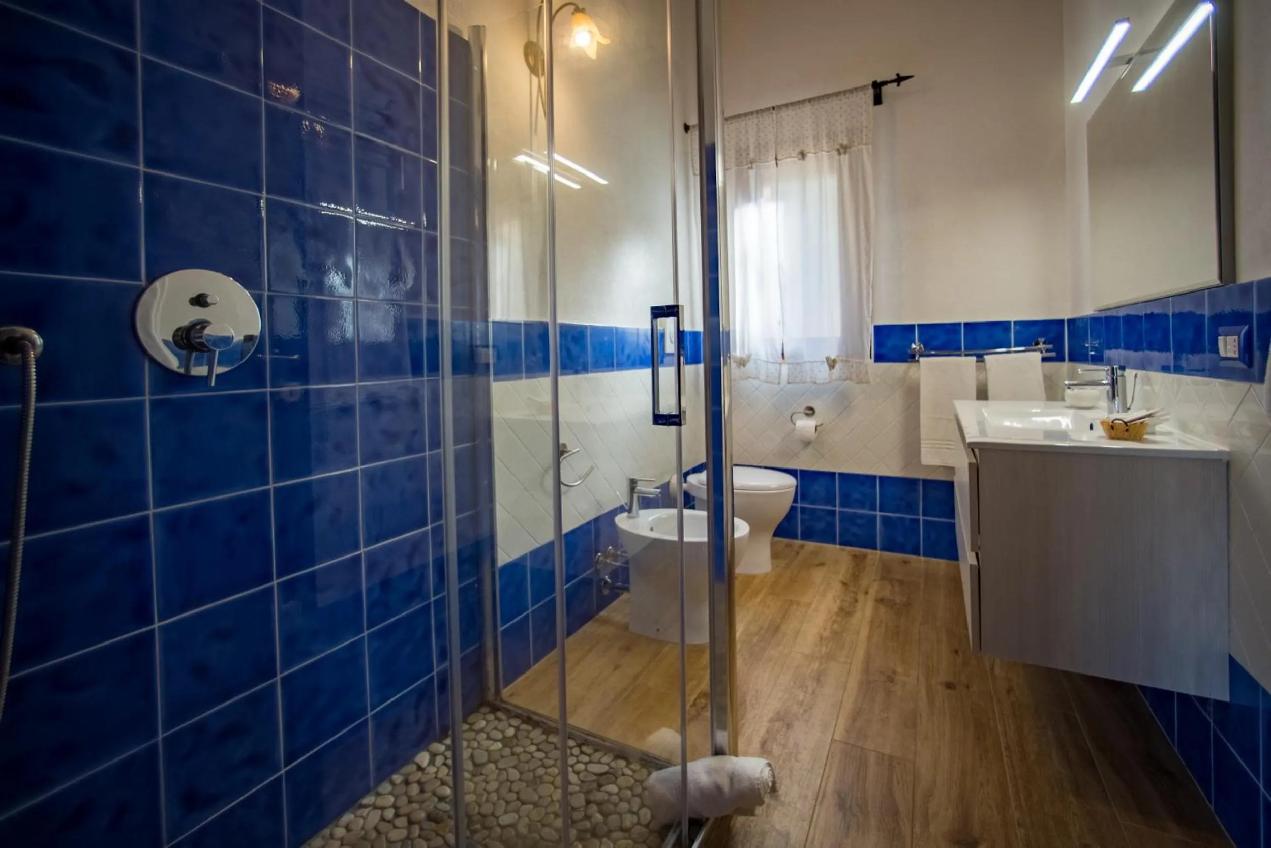 Shower in Poggio Pozzetti
