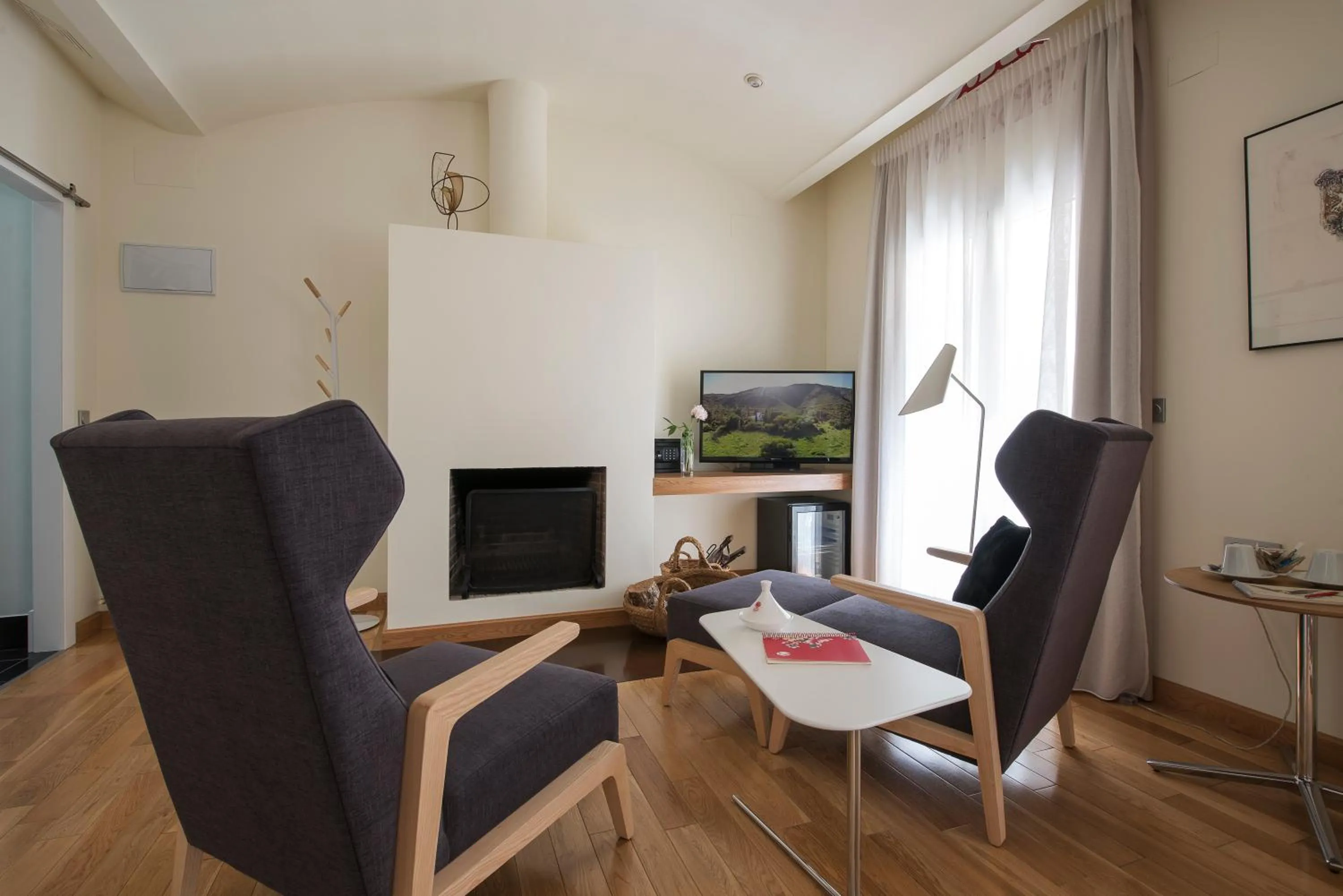 TV and multimedia in La Alcoba del Agua Hotel Boutique