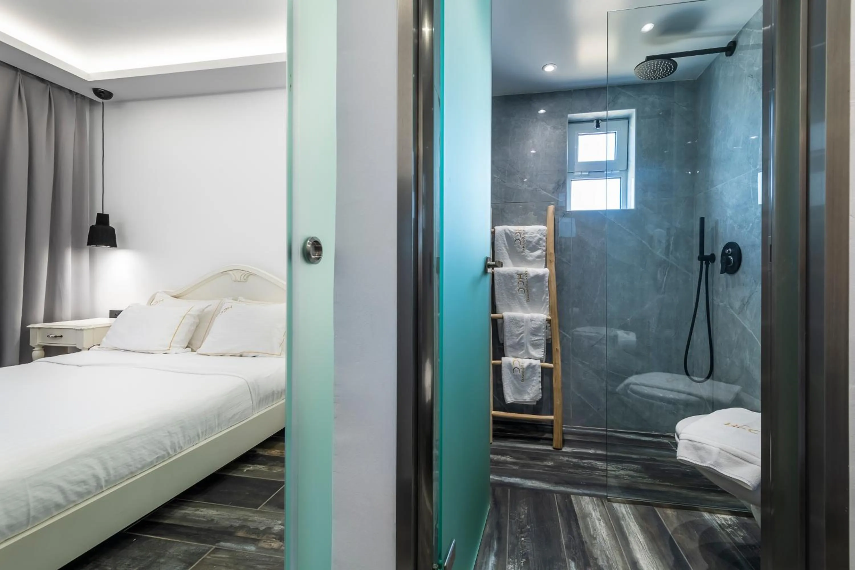 Shower, Bed in Diamond Boutique Hotel