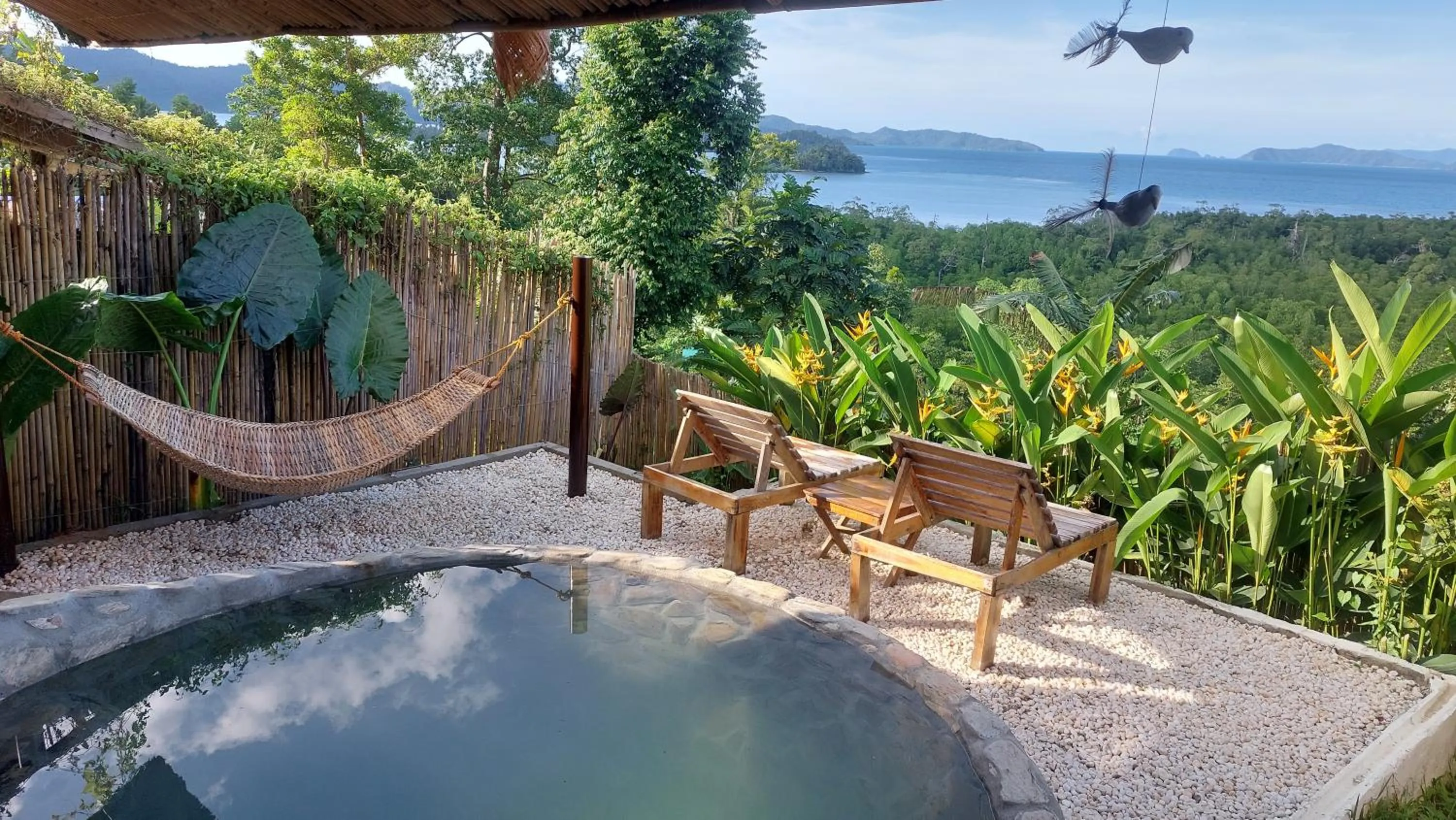Jungle Bar Honeymoon suite & private pool